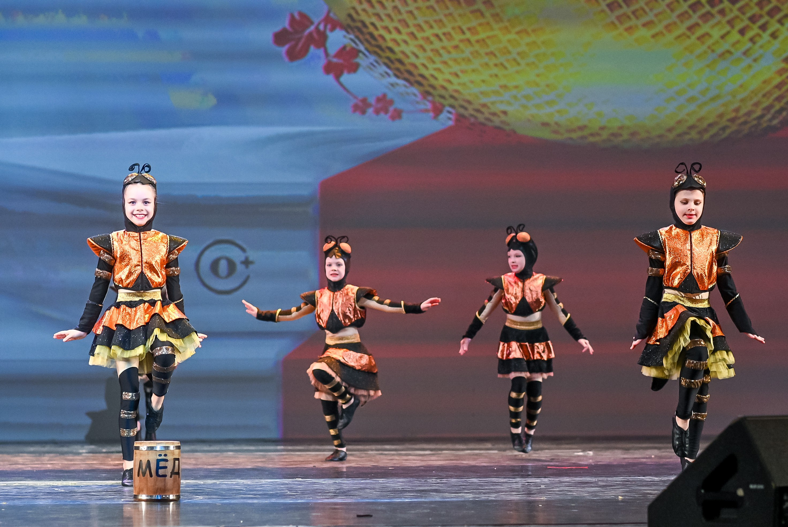 23 апреля, часть 3, БКЗ Октябрьский, г. Санкт-Петербург. Золотое яблочко