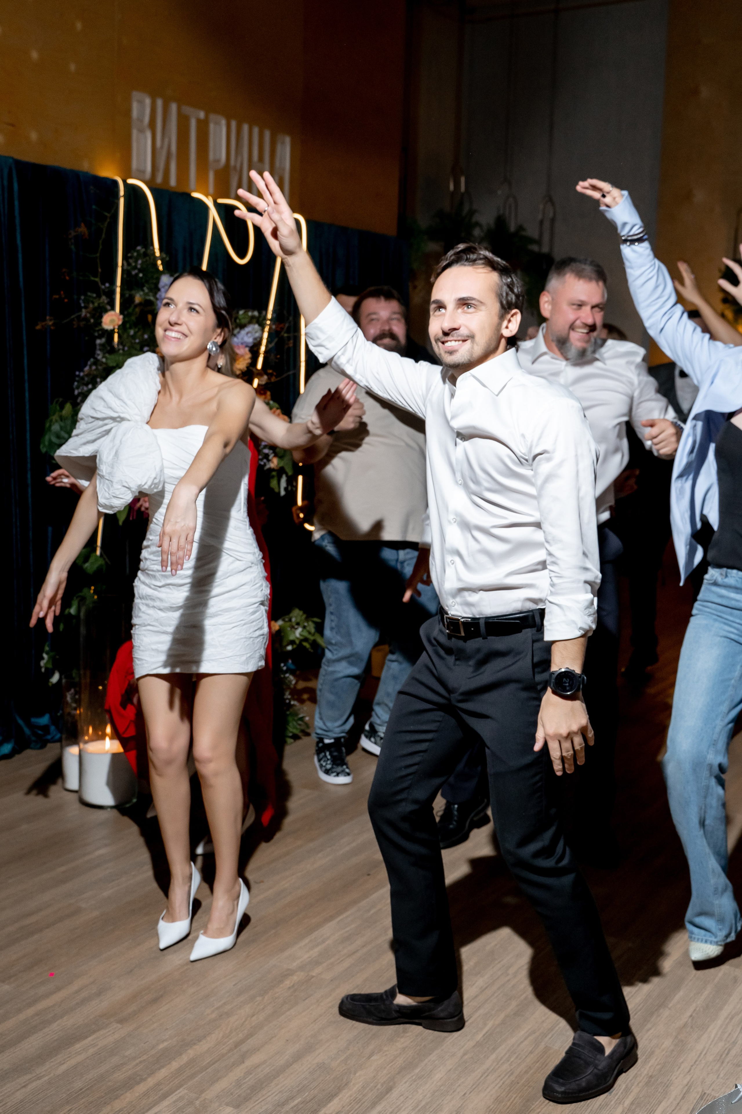 Репортаж мероприятия, репортажная съемка в Москве и Московской области, фотограф на мероприятие, фотосъемка юбилея, репортаж свадьбы, event, фотосессия на фотозоне, фотограф на юбилей, фотограф на день рождения, репортажный фотограф, съемка мероприятия, съемка на фотозоне, фотограф на корпоратив, фотограф на свадьбу, фотограф на детский праздник, фотограф на выпускной. Свадебный репортаж в лофте.