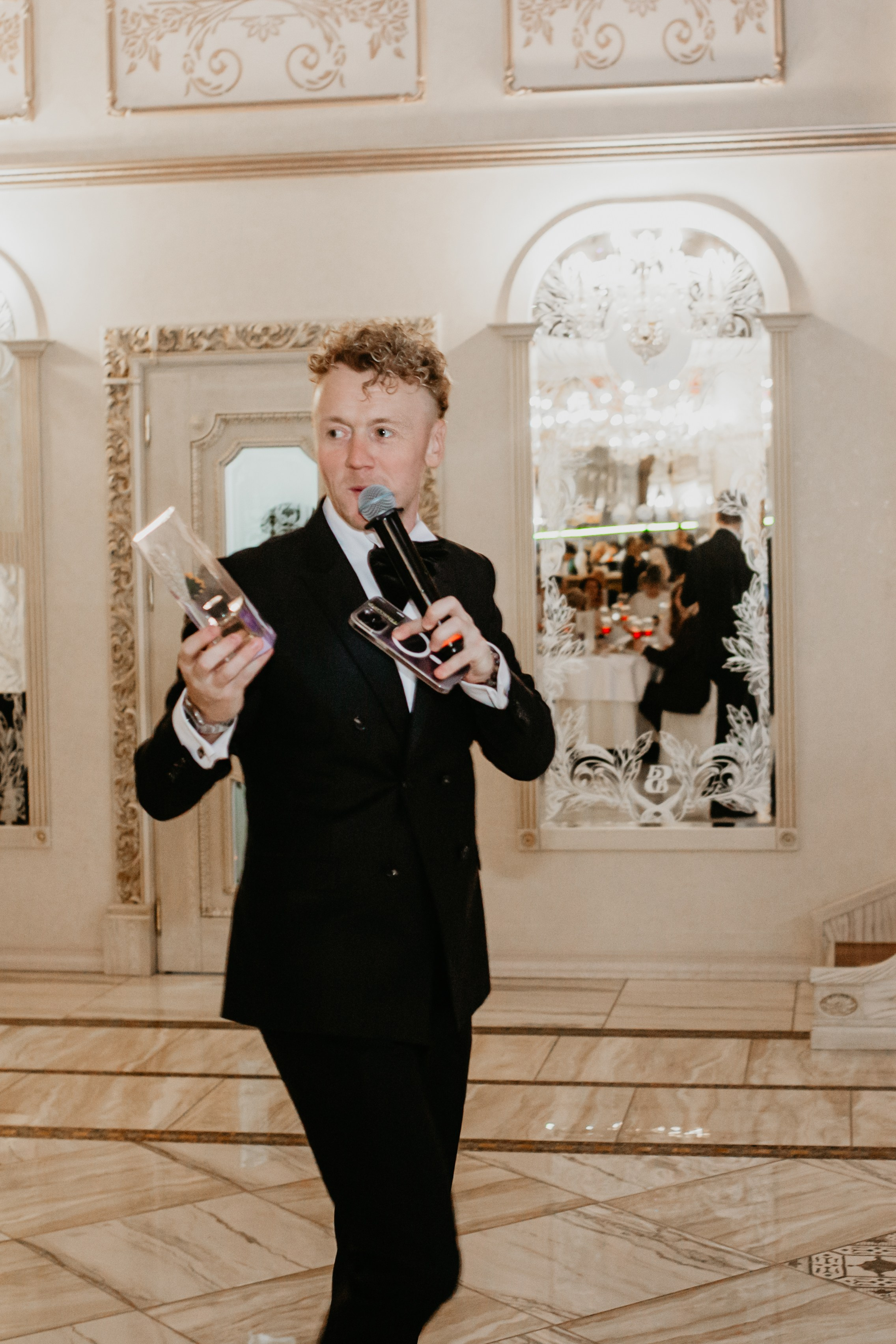 Выпускной. 11 лицей. Фотограф в Челябинске Ополихина Анна