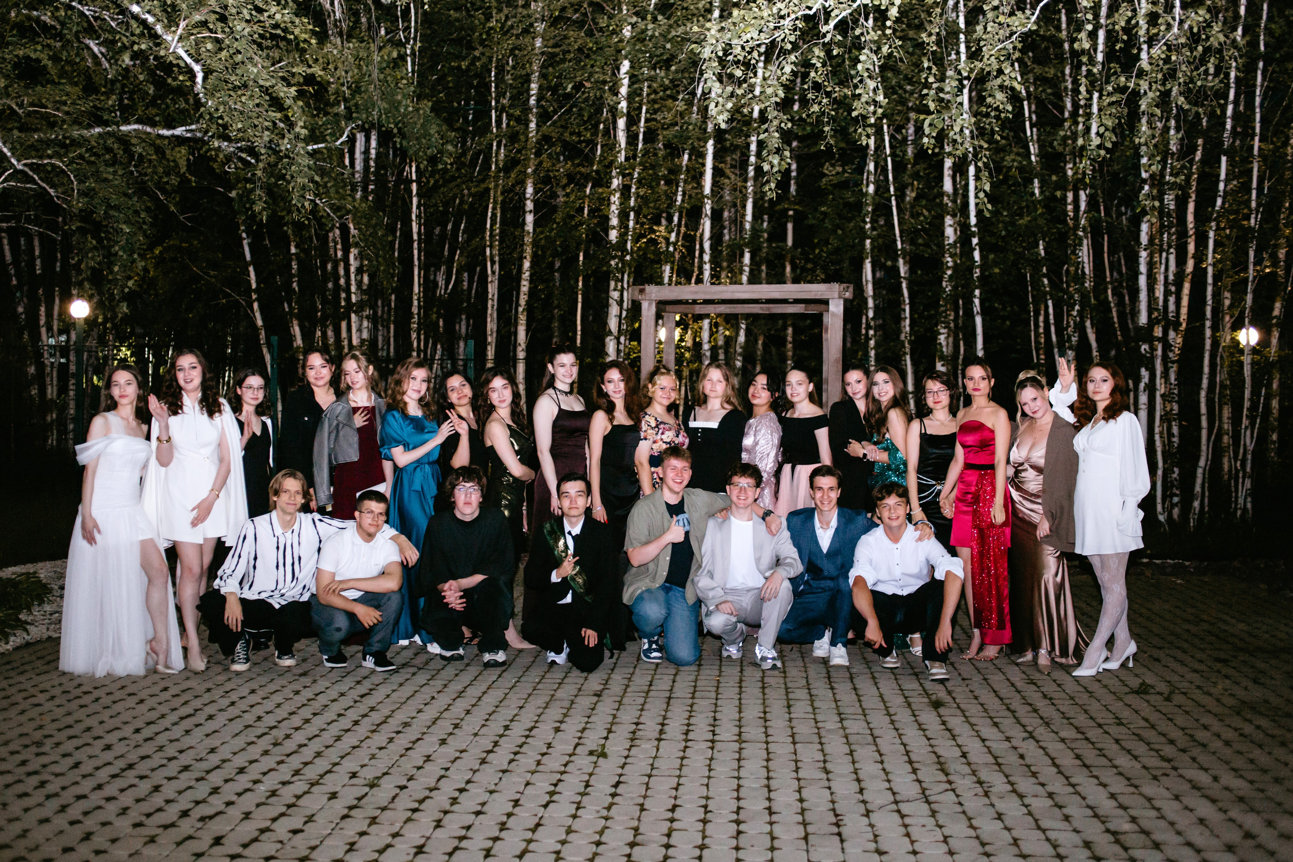 Выпускной 2025 (41 школа) 11 класс. Фотограф в Челябинске Ополихина Анна