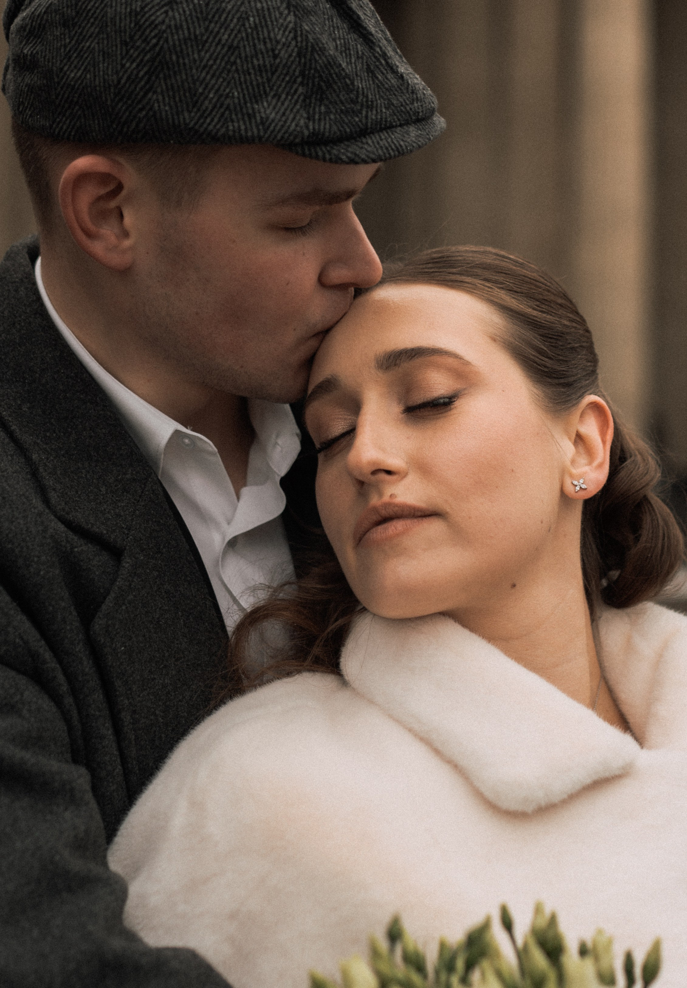 Свадебная фотосессия в Санкт-Петербурге. Федосова Елизавета - свадебный фотограф СПб. Фотосессия Казанский собор.