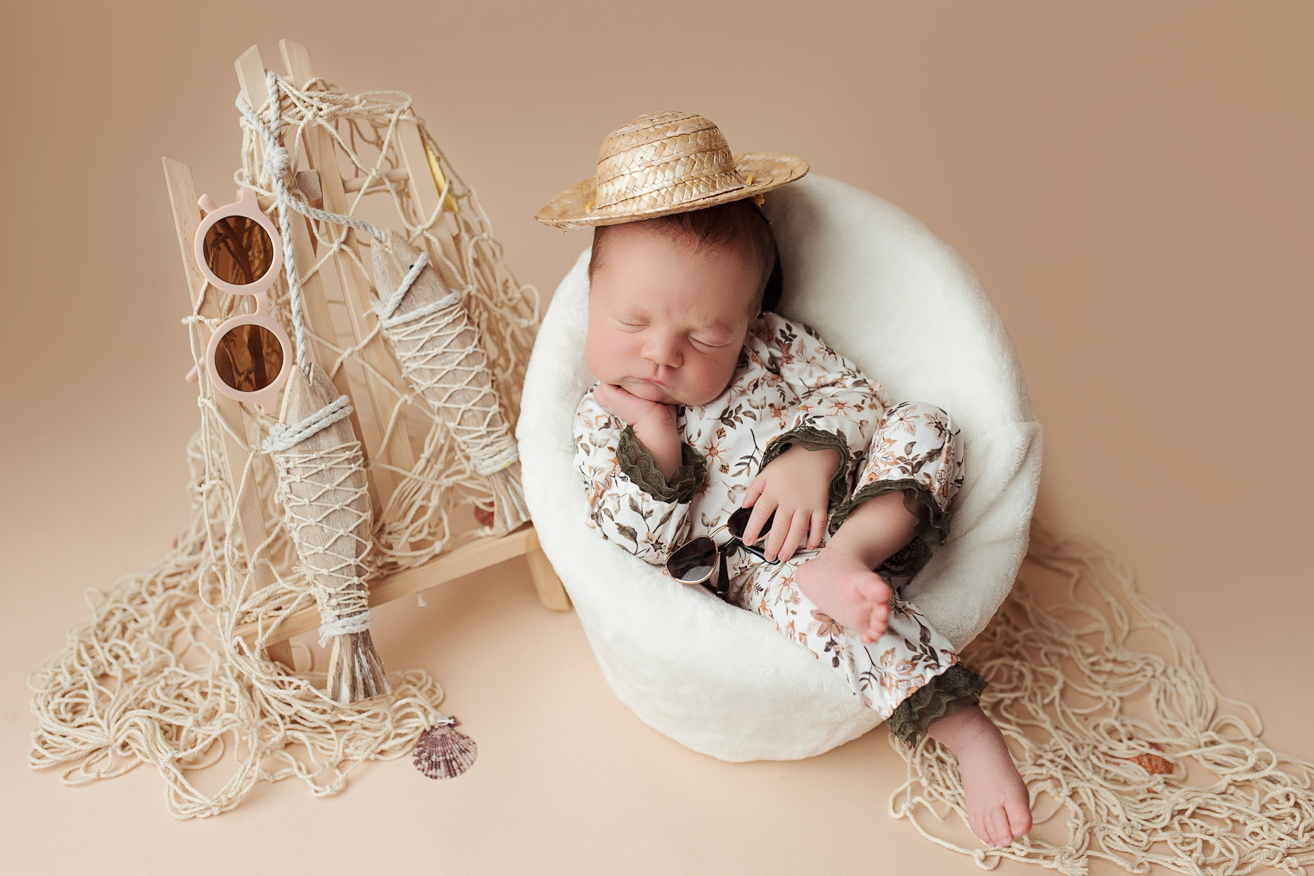 Новорожденные. Фотограф беременности, новорожденных Москва. годики под ключ