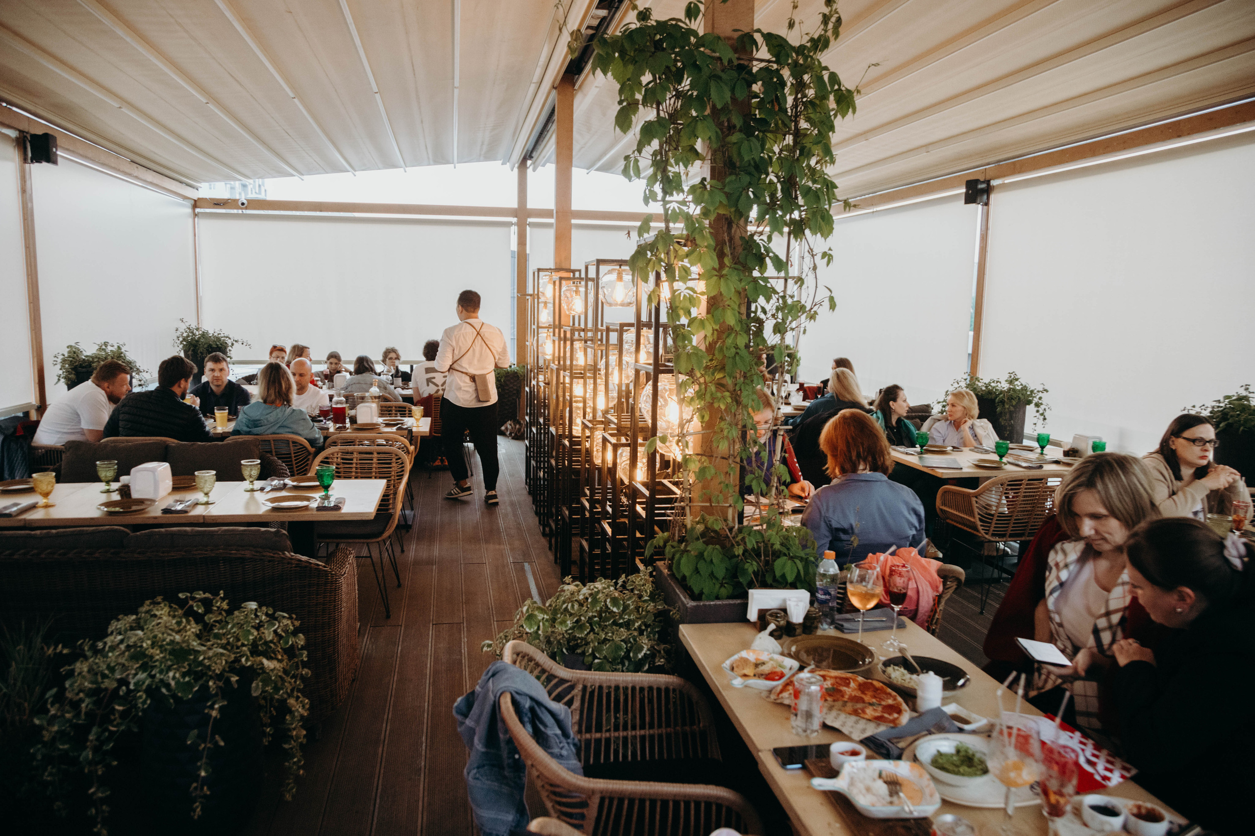 Открытие веранды в ресторане урюк. Фотограф на праздник в Москве
