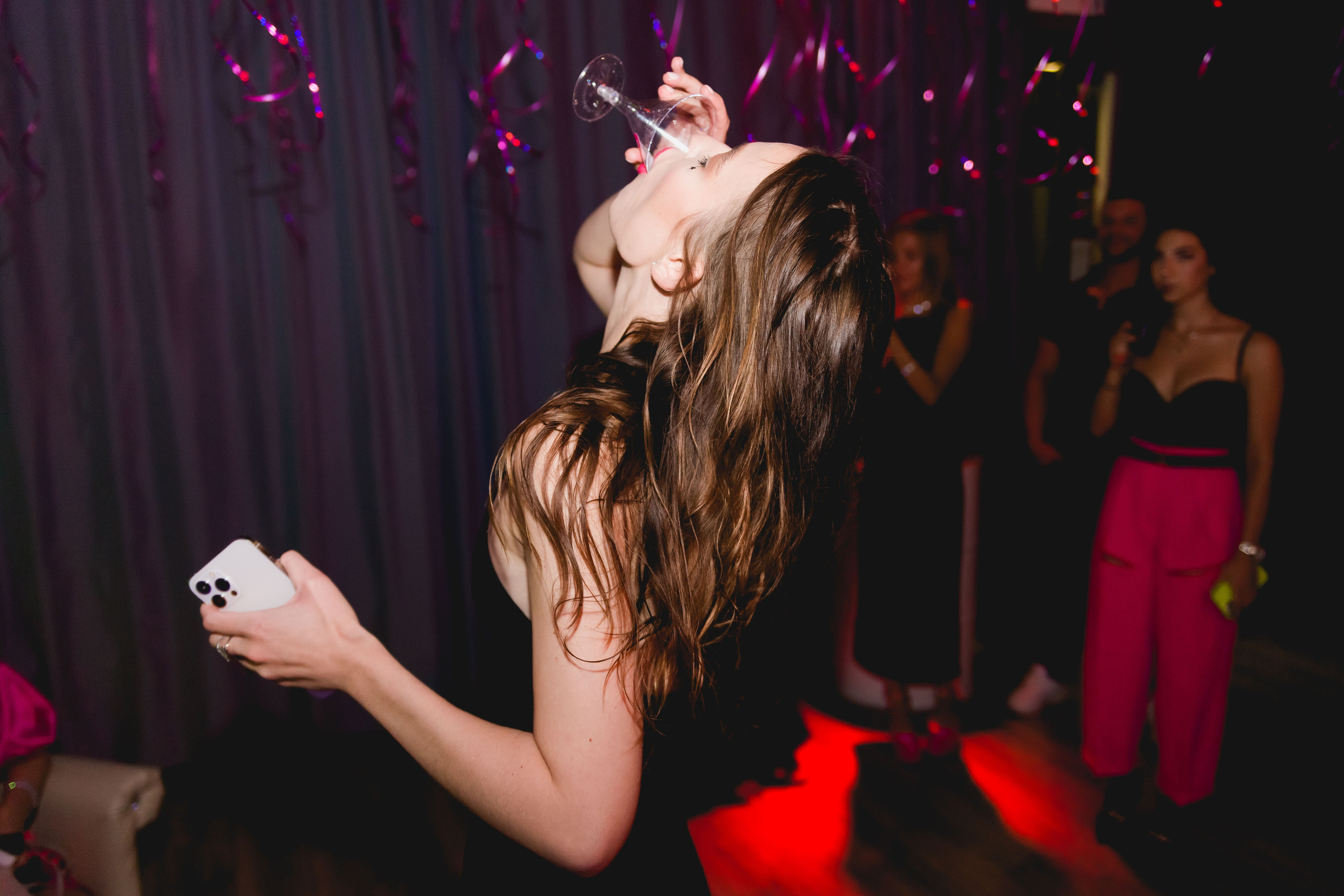 Лофт 18+. Фотограф на праздник в Москве