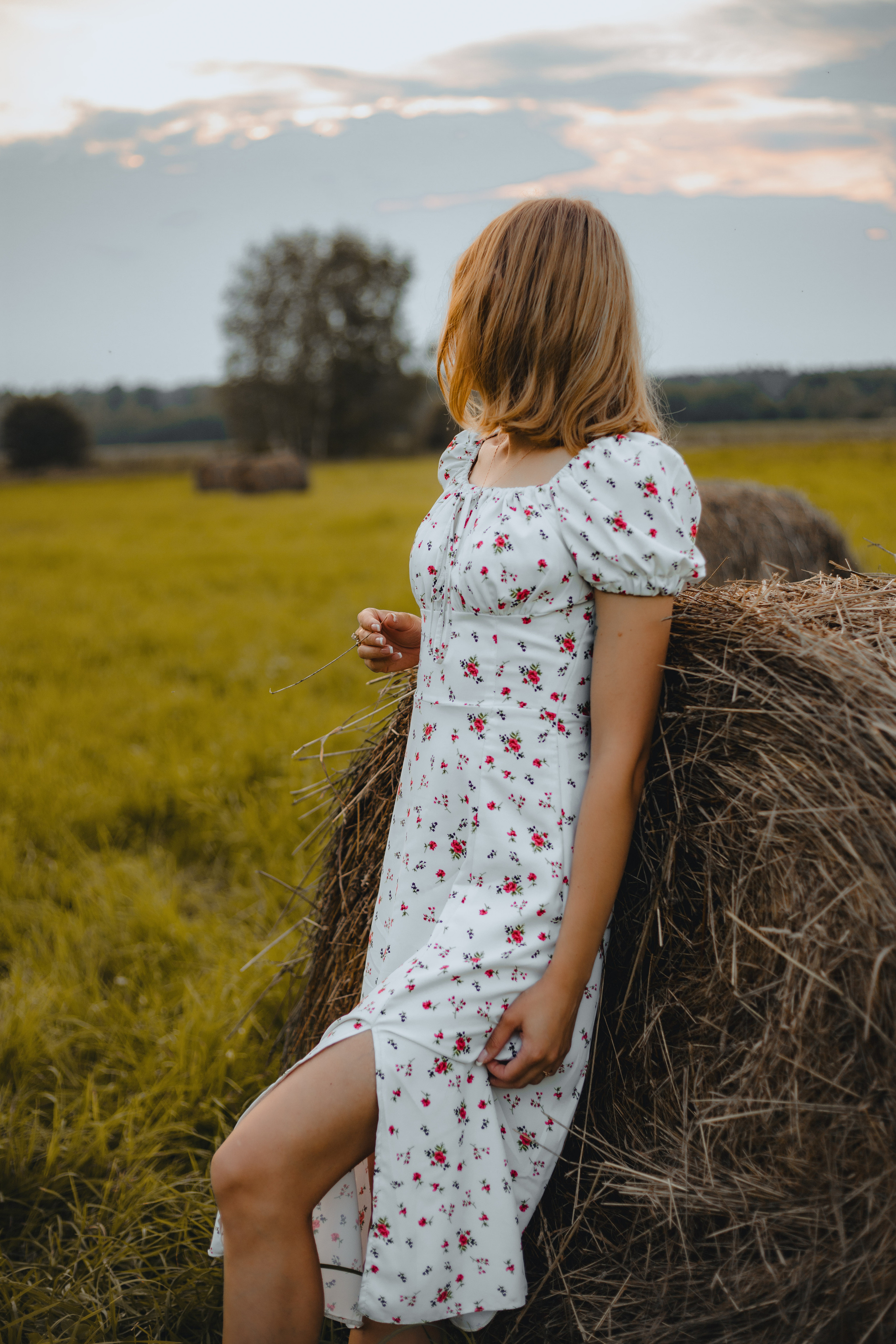 В сене. Фотограф на праздник в Москве