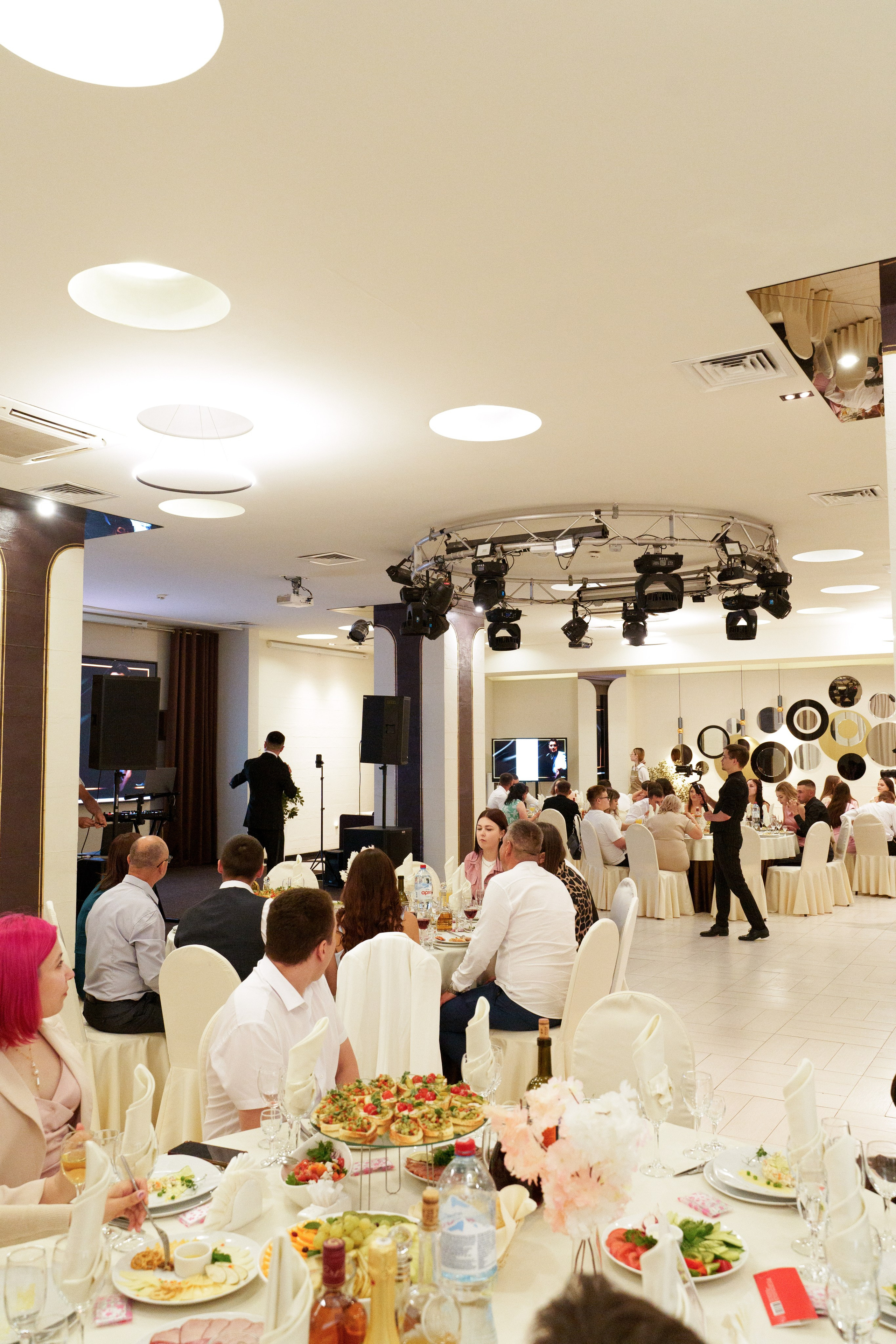 Банкетные залы. Иван Упоров — фотограф, рилсмейкер чебоксары