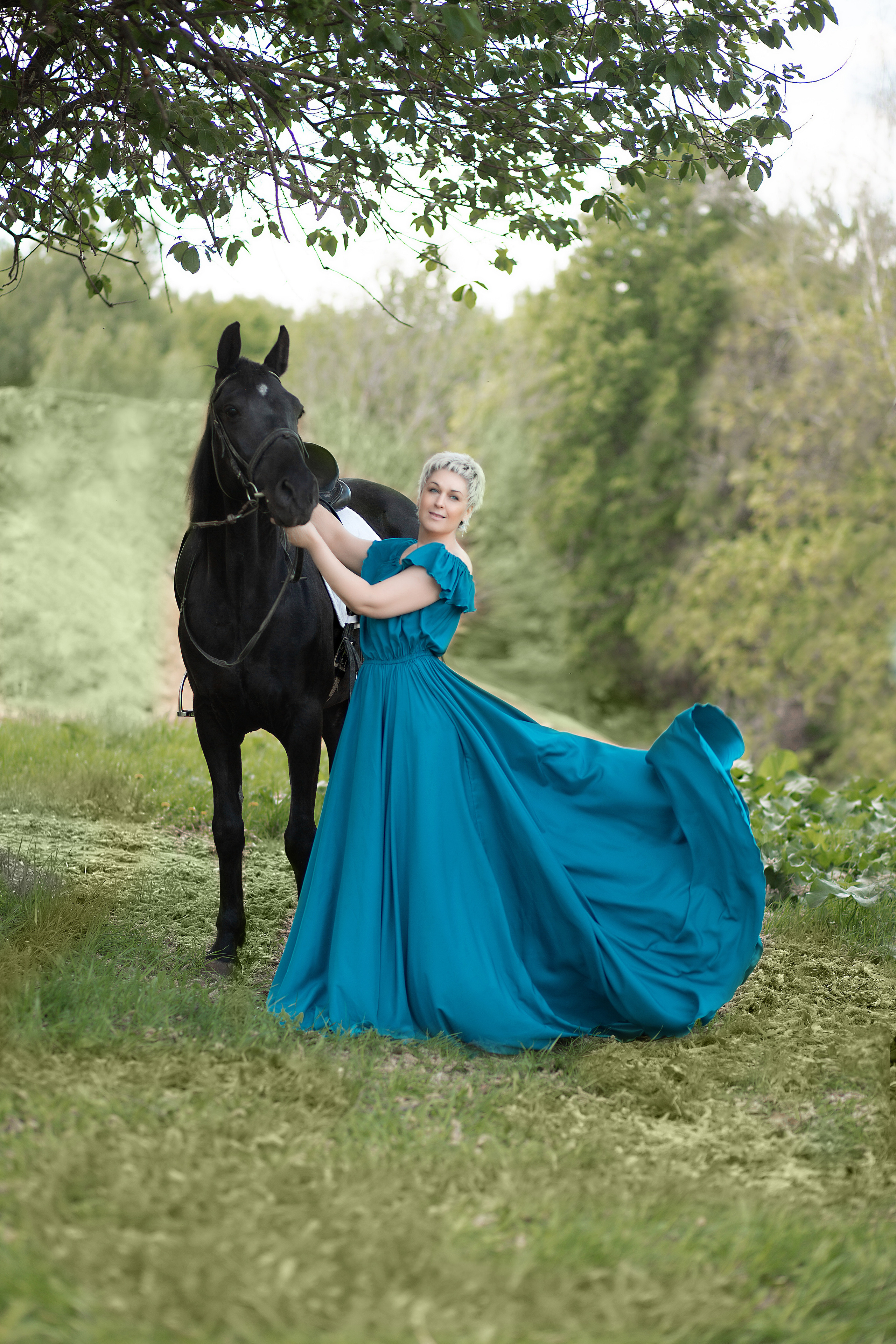 Елена и Барс. Фотосессия с лошадьми в Нижнем Новгороде