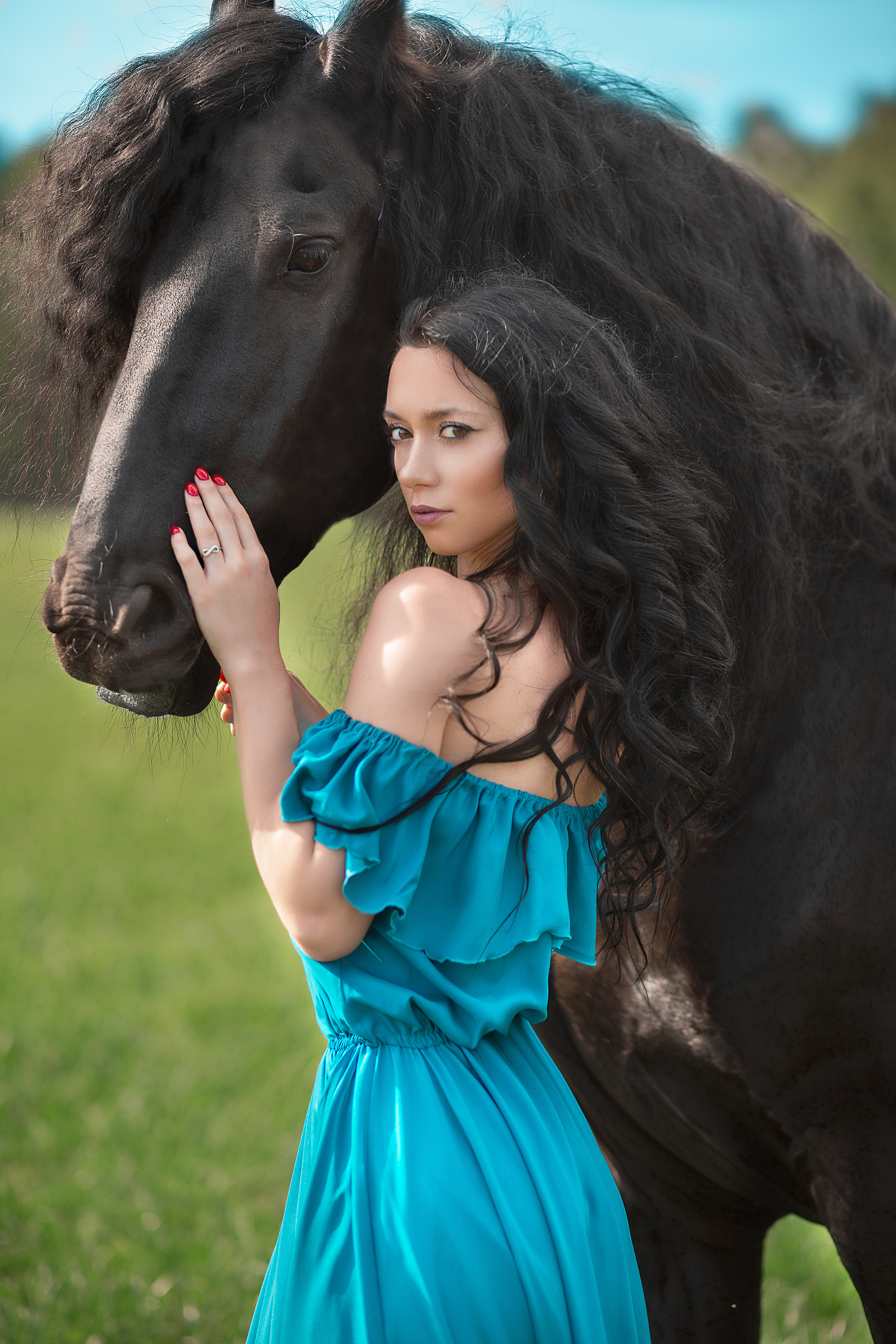 Надя и Доменик (КСК Курцево). Фотосессия с лошадьми в Нижнем Новгороде