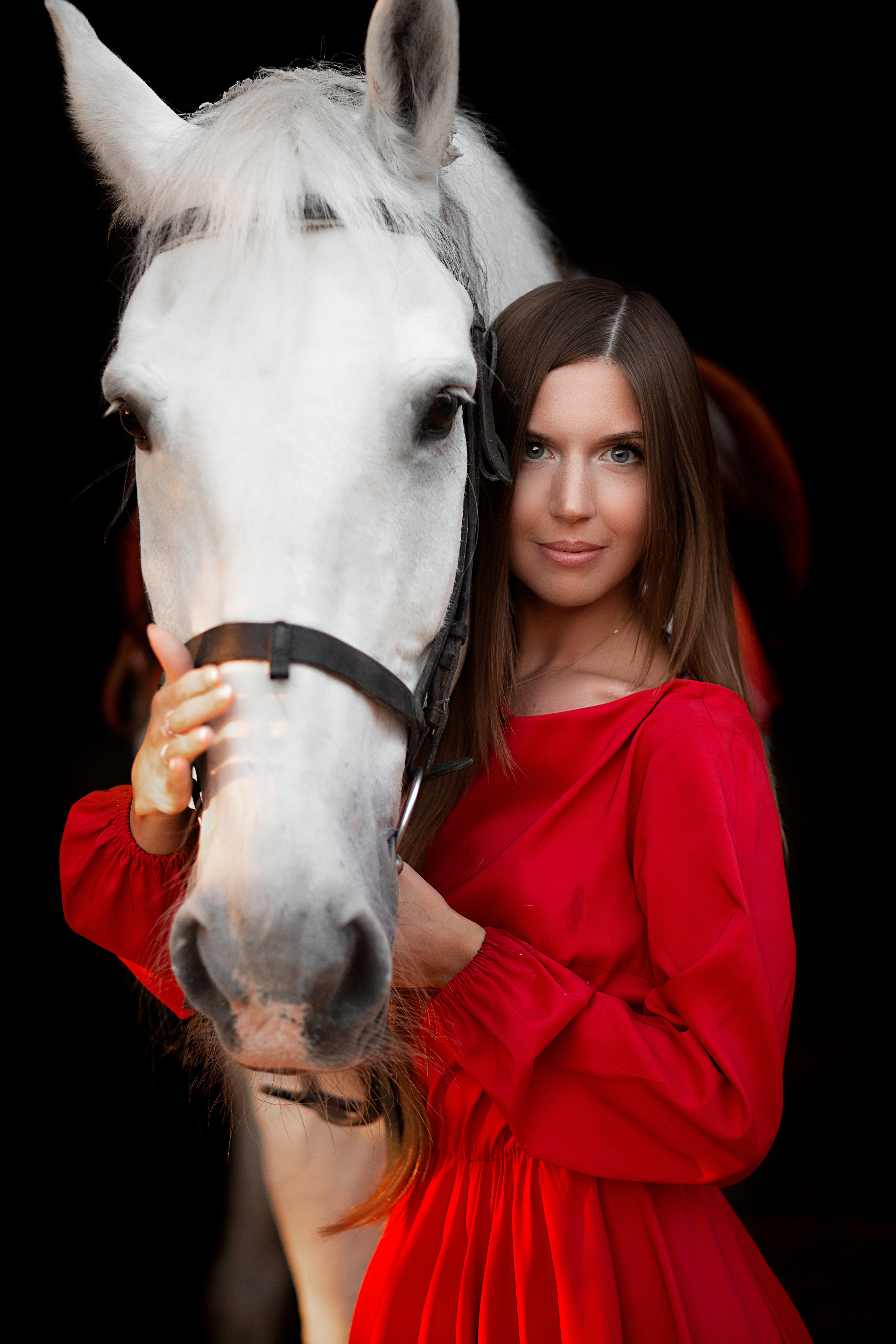 Ира и Воробей. Фотосессия с лошадьми в Нижнем Новгороде