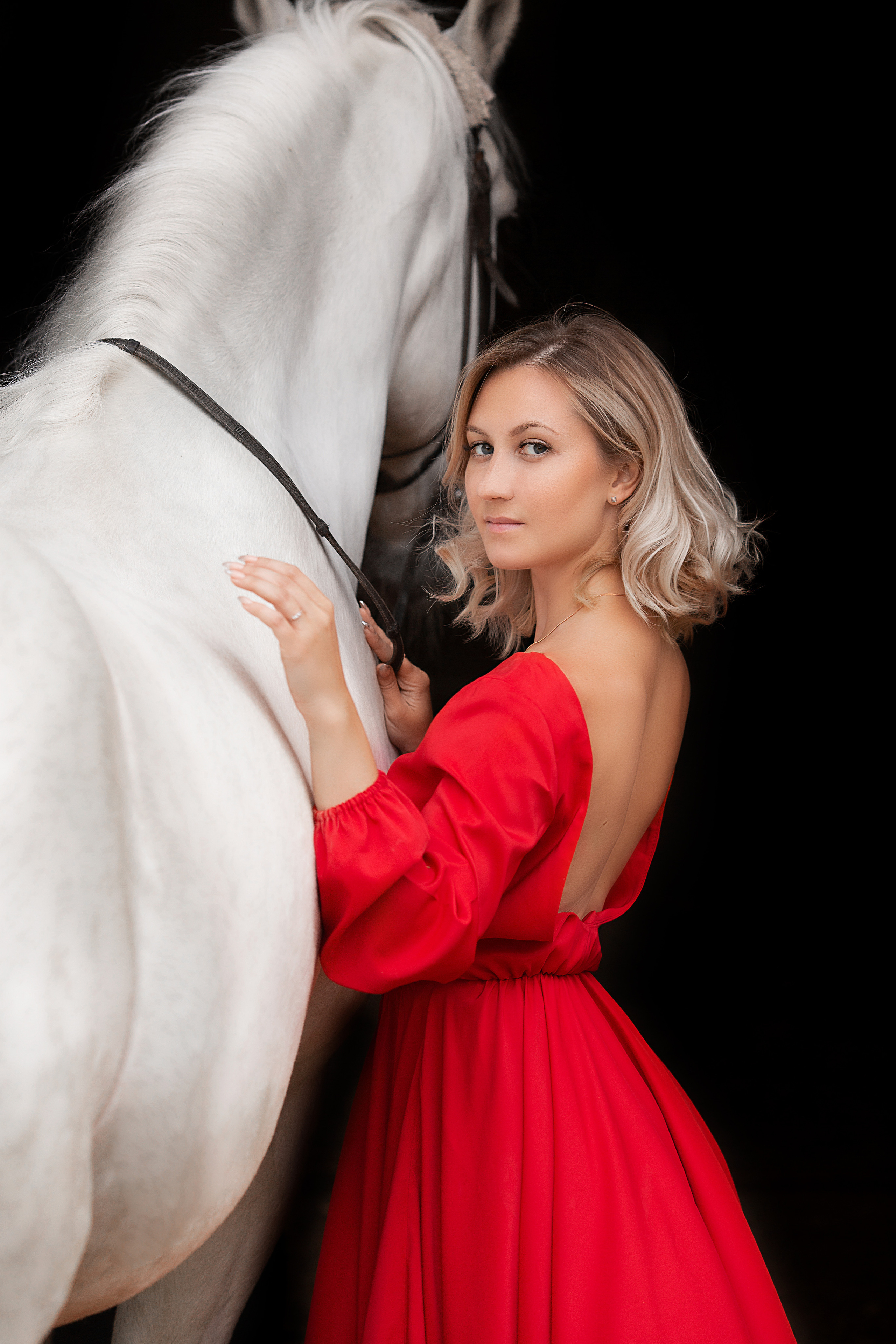 Аня и Воробушек. Фотосессия с лошадьми в Нижнем Новгороде