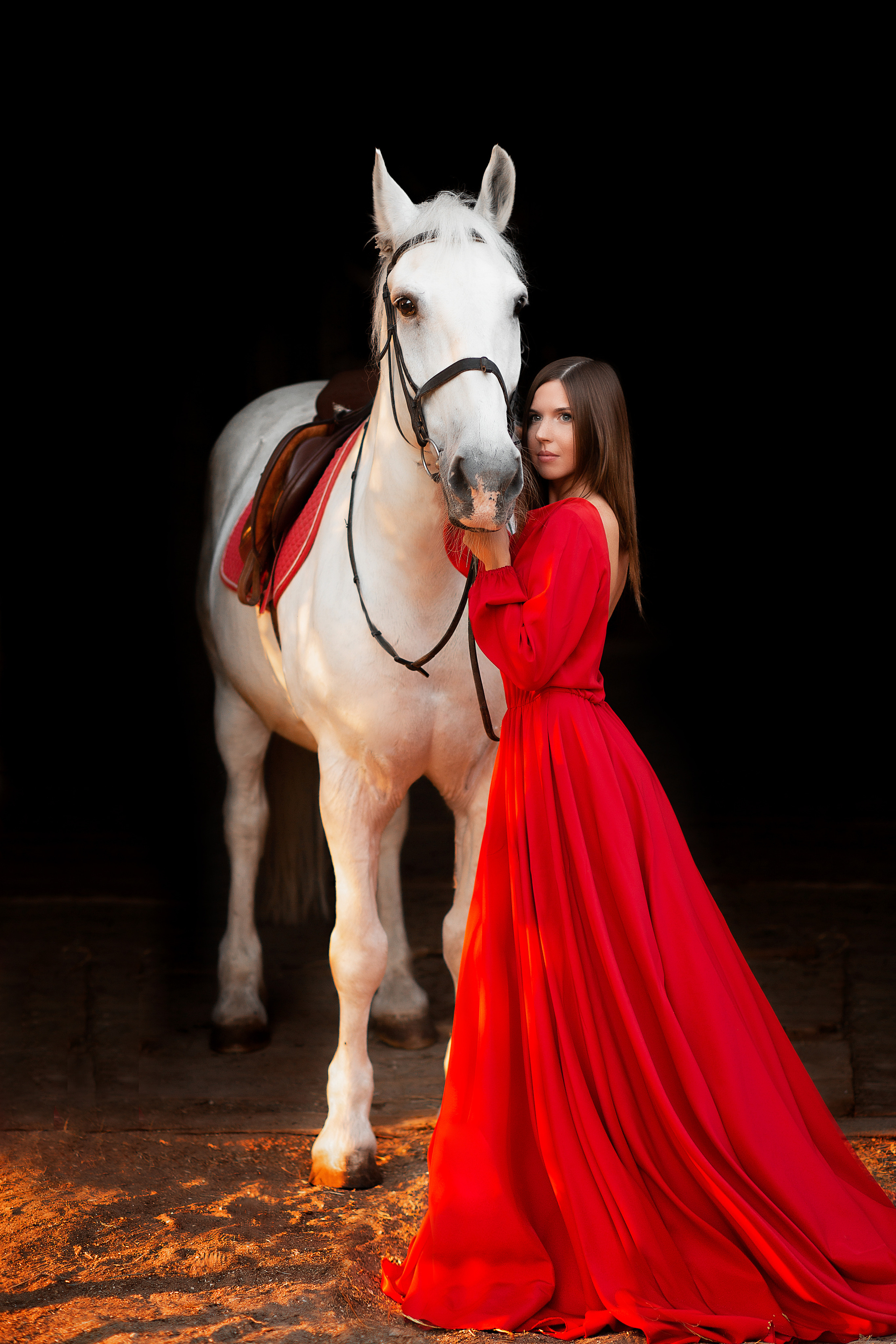Ира и Воробей. Фотосессия с лошадьми в Нижнем Новгороде