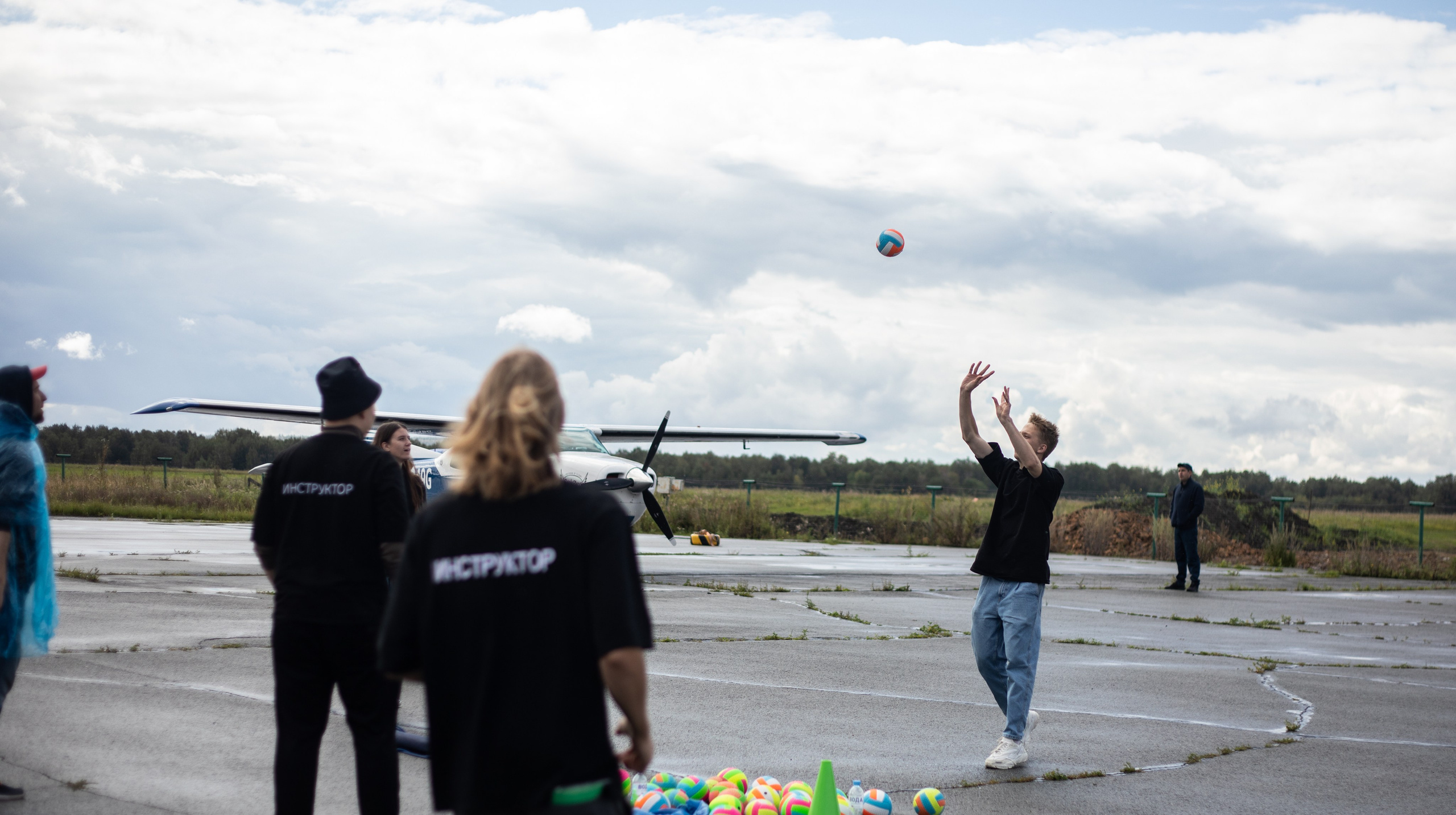 УЗСТ- Корпоративный тимбилдинг на аэродроме. Репортажный и свадебный фотограф в Челябинске Елисеев Павел
