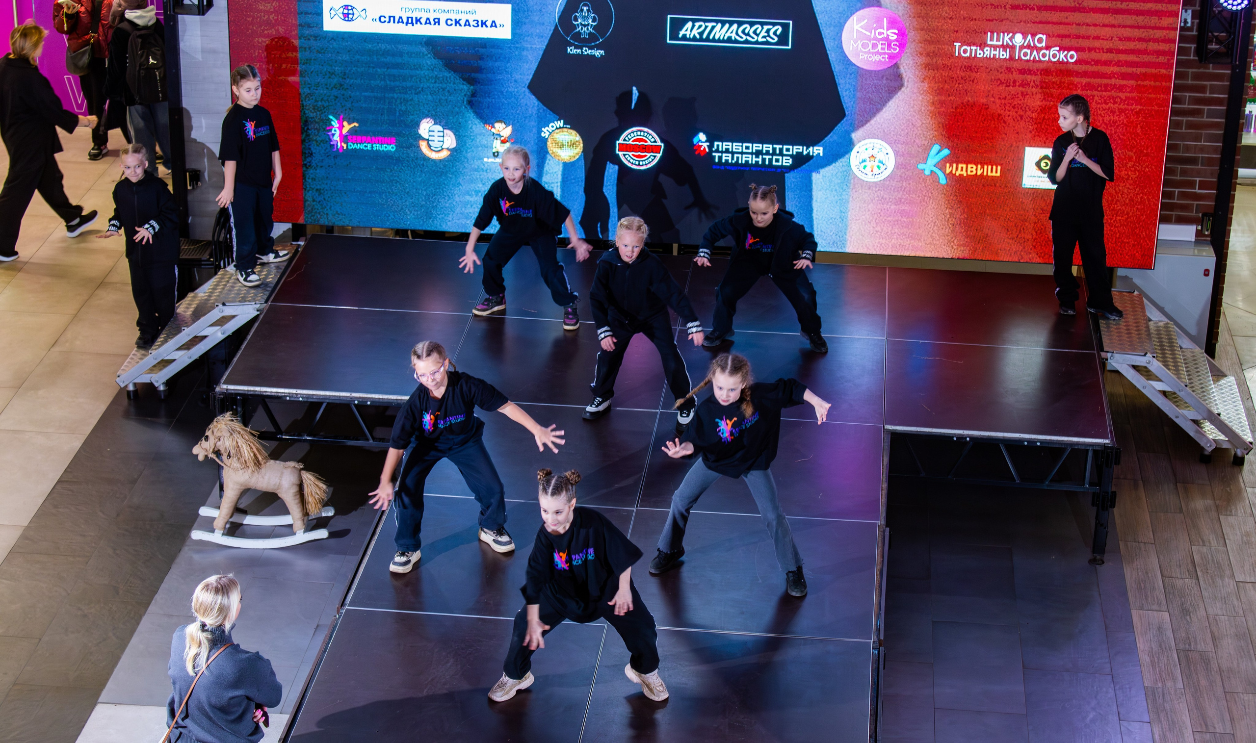 SAYMYNAME FASHION SHOW. Репортажный, семейный, свадебный, портретный фотограф