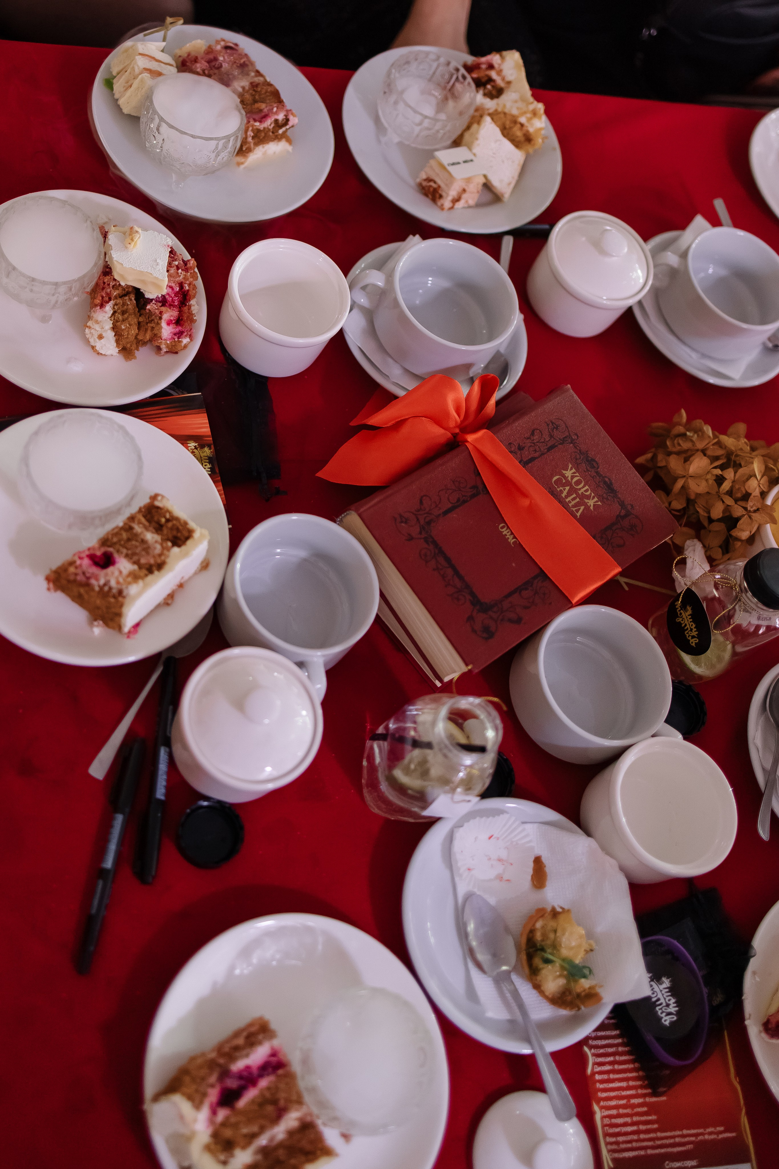 Шоу тортов. Свадебный фотограф