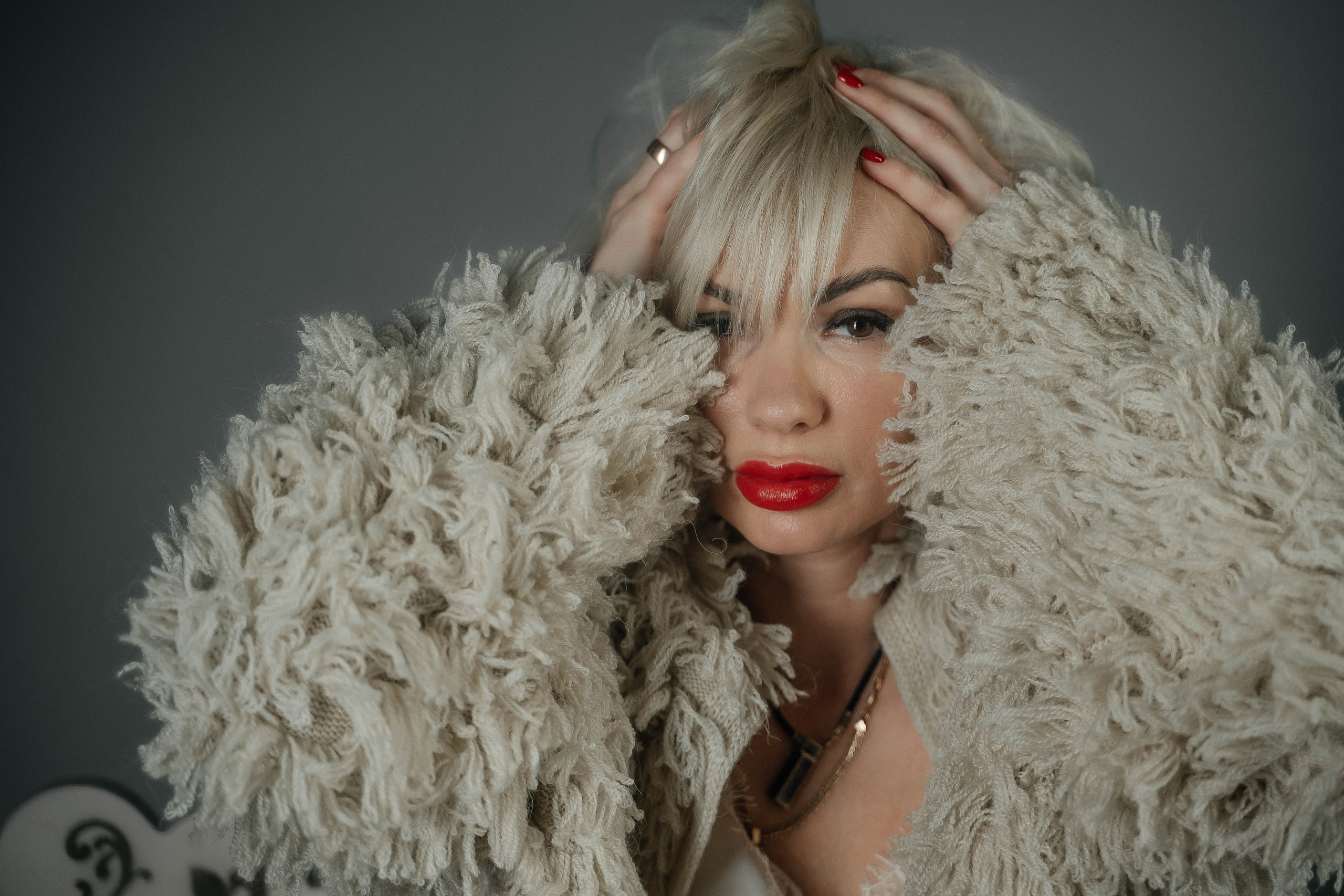 Яна, 18.12.25. Фотограф Виктория Казановская в Каменске-Шахтинском