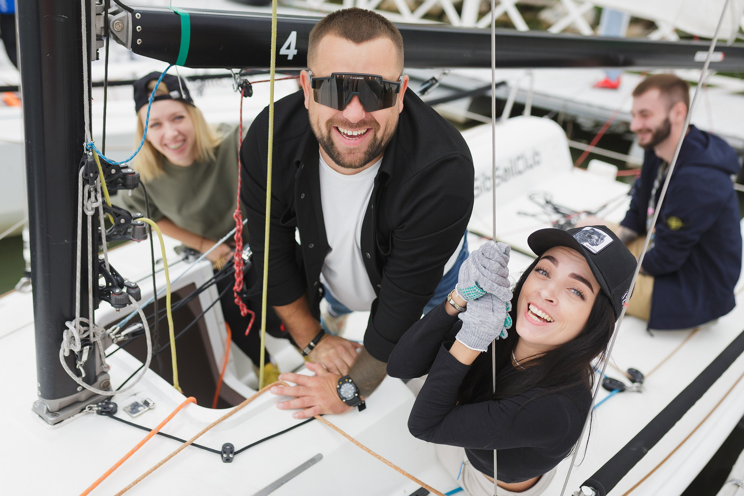 ЯХТИНГ. Roman Photo