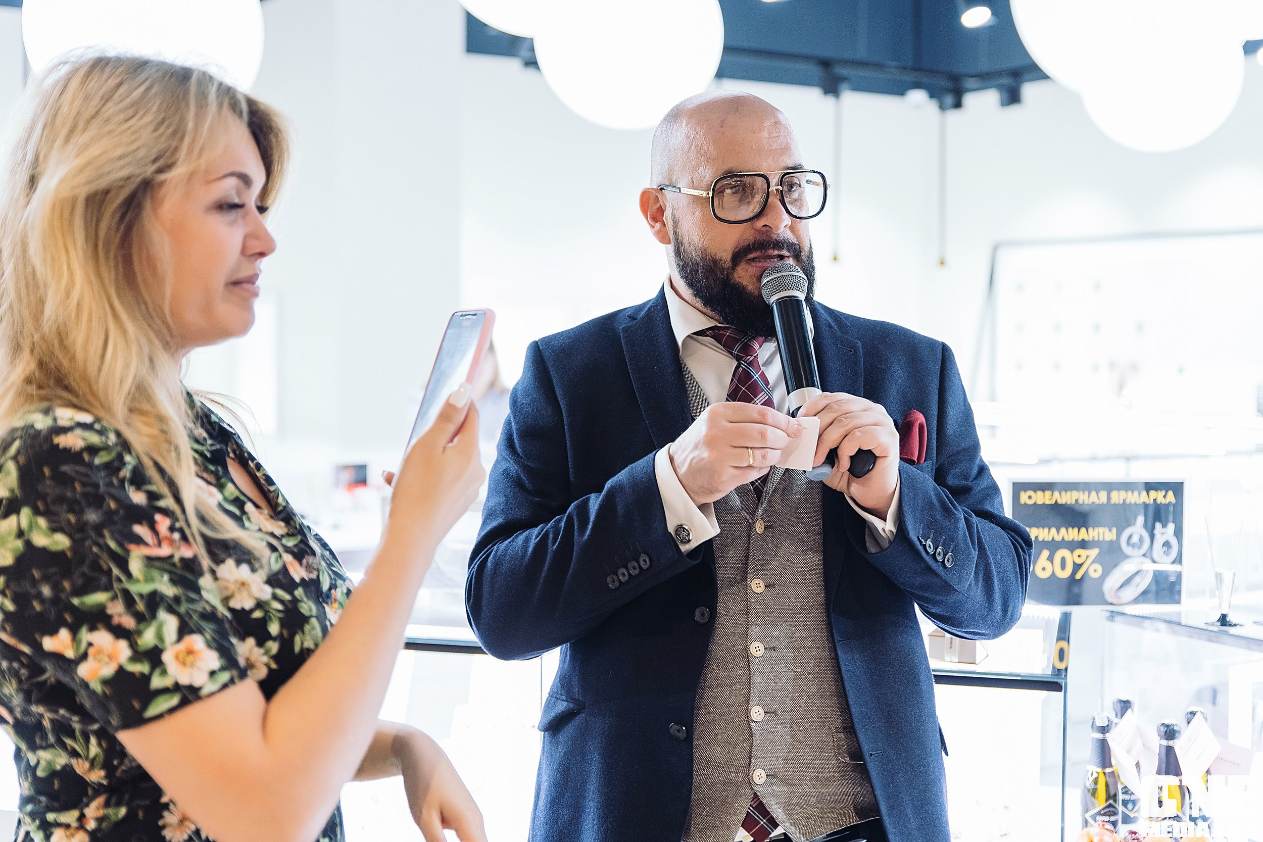 Фоторепортаж с вечеринки LORAGOLD jewelry. One Media Life: фоторепортажи, фотоотчеты с мероприятий и заведений