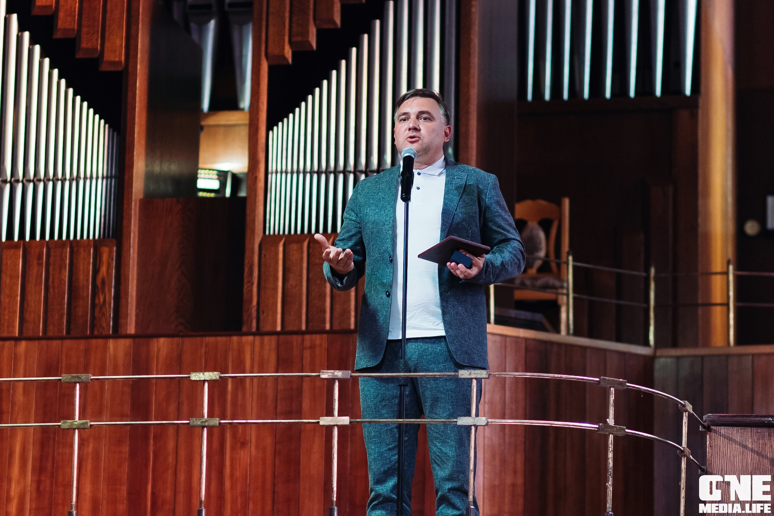 Фоторепортаж с концерта в Калининградской Филармонии. One Media Life: фоторепортажи, фотоотчеты с мероприятий и заведений