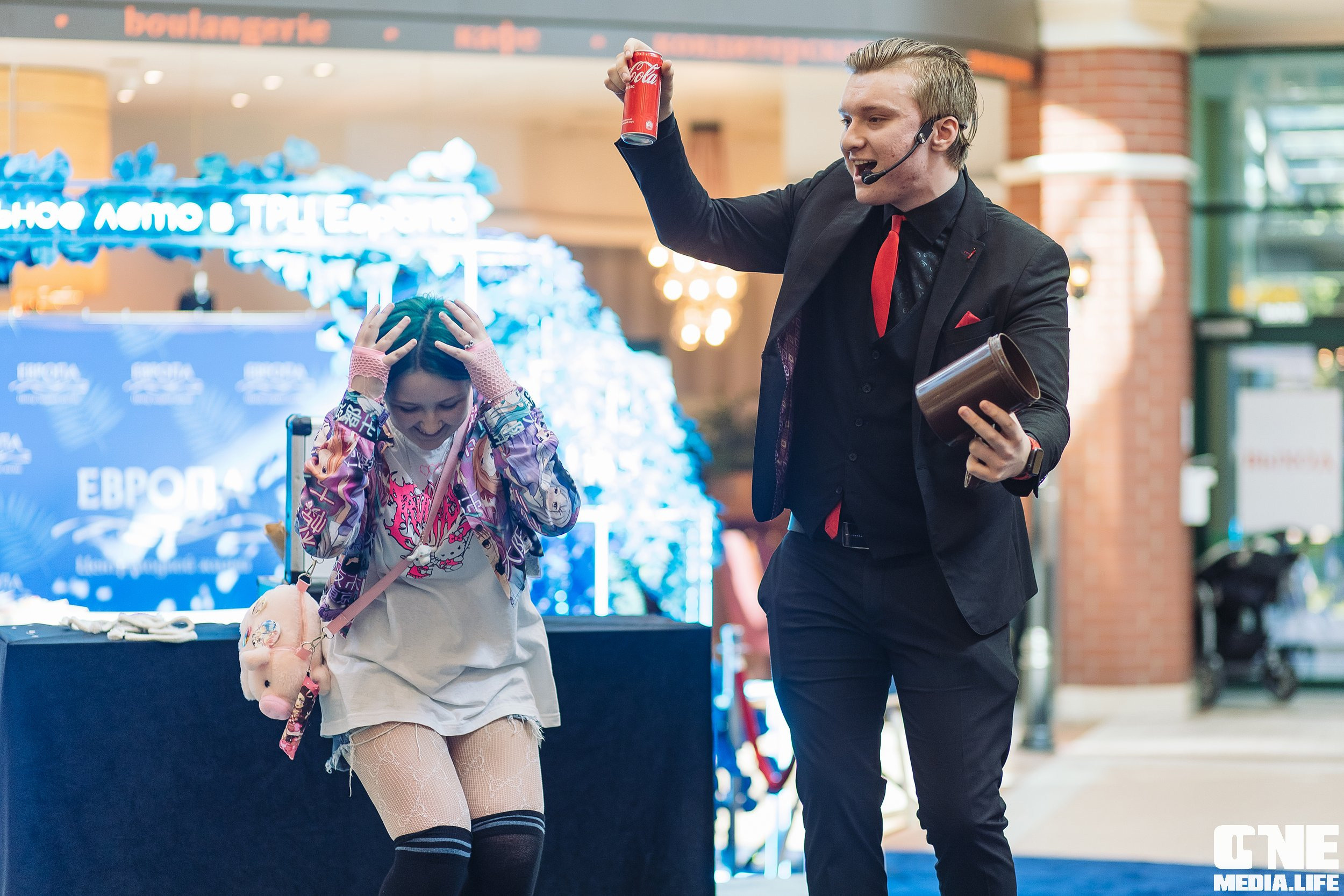 Автограф-сессия с Митей Фоминым. One Media Life: фоторепортажи, фотоотчеты с мероприятий и заведений