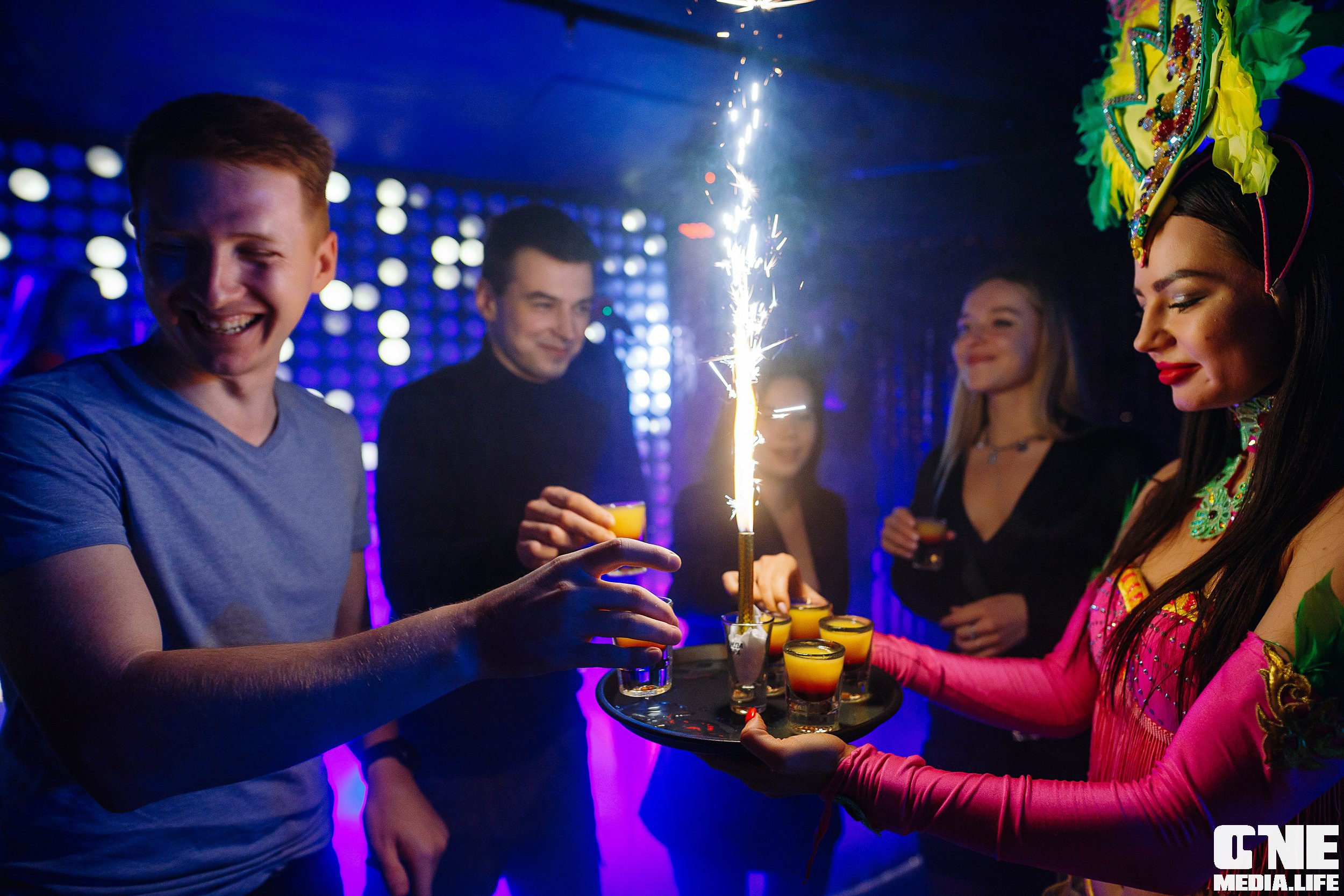 Фотоотчет из караоке клуба Эйфория. One Media Life: фоторепортажи, фотоотчеты с мероприятий и заведений