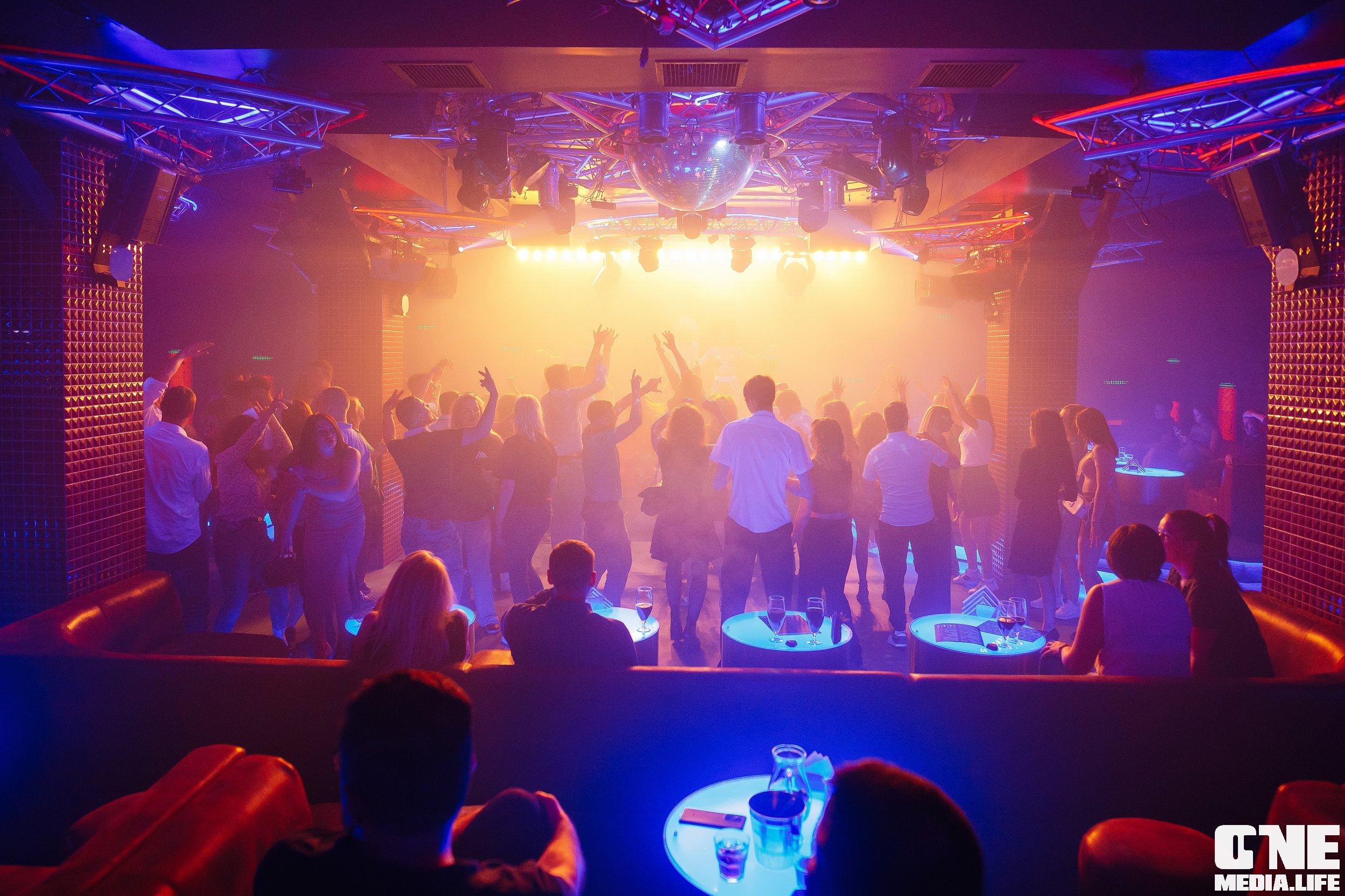 Фотоотчет из РК «Планета». One Media Life: фоторепортажи, фотоотчеты с мероприятий и заведений