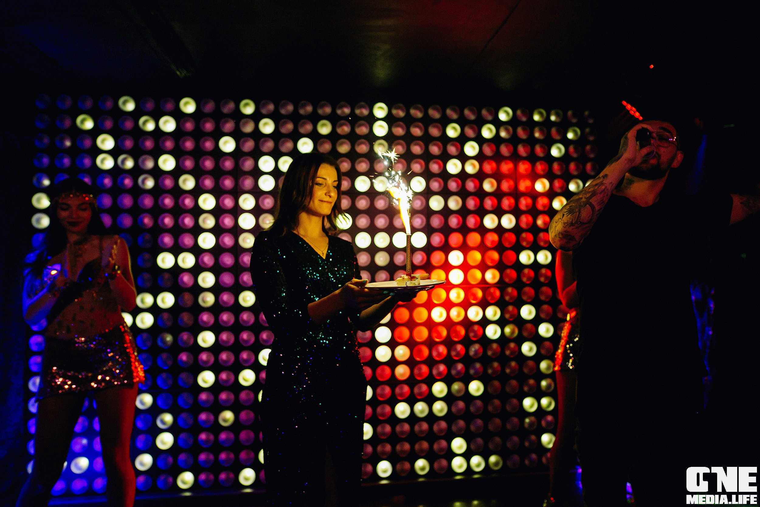 Фоторепортаж из караоке клуба Эйфория. One Media Life: фоторепортажи, фотоотчеты с мероприятий и заведений