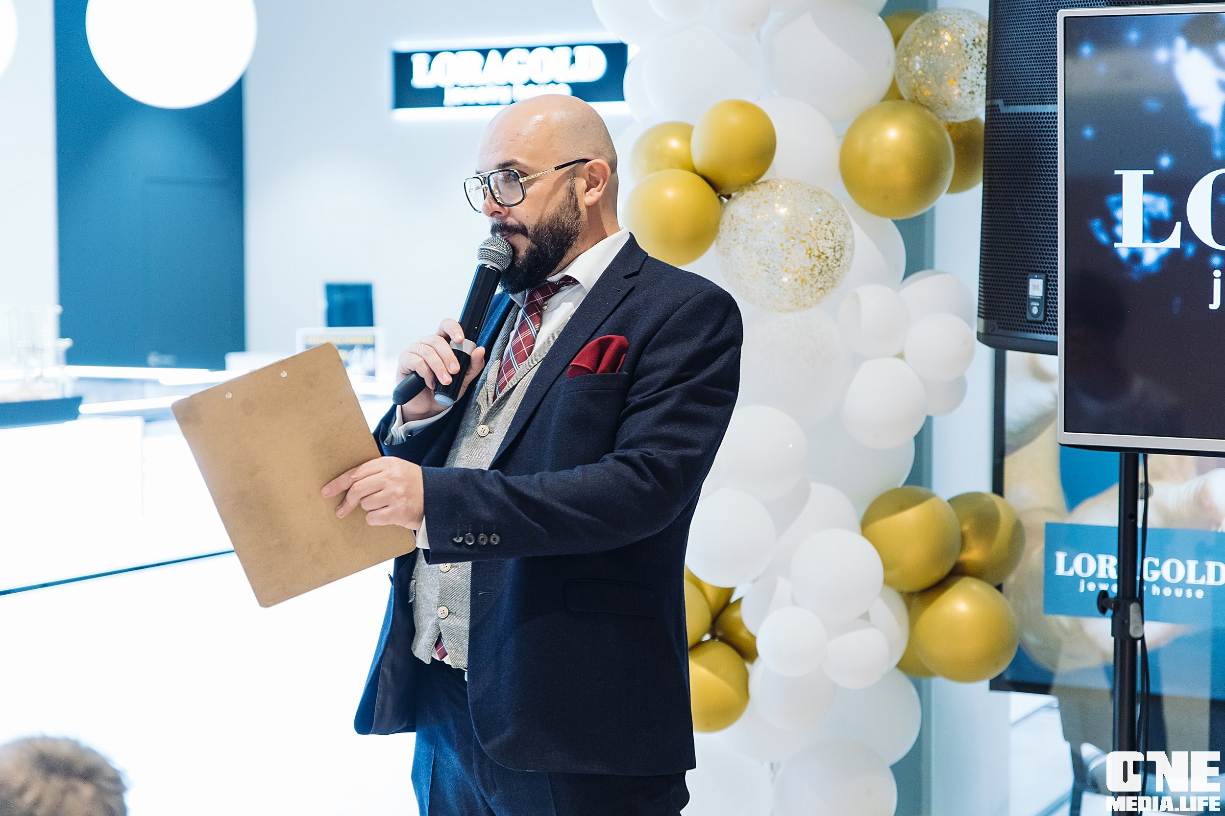 Фоторепортаж с вечеринки LORAGOLD jewelry. One Media Life: фоторепортажи, фотоотчеты с мероприятий и заведений