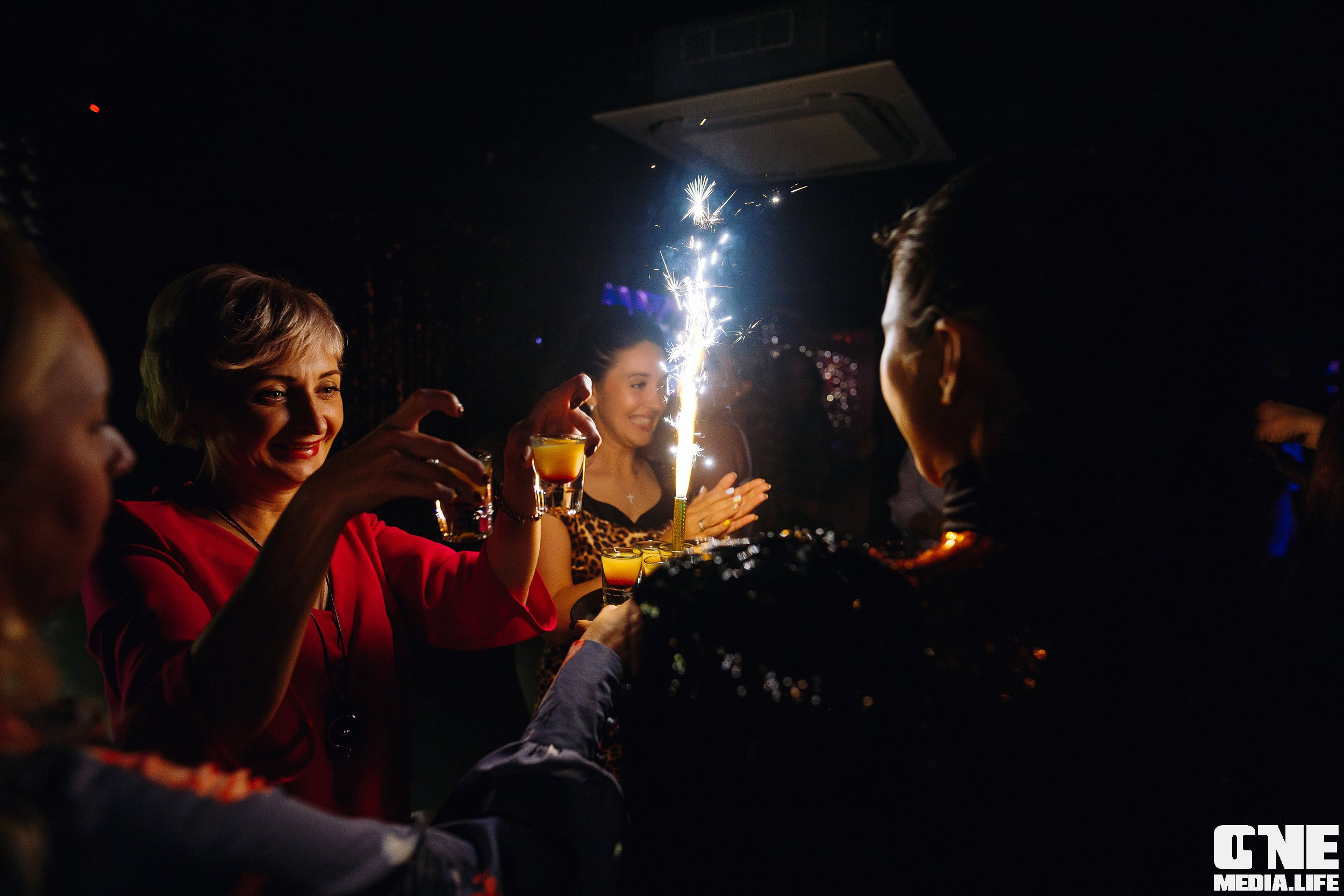 Фотоотчет из караоке-клуба «Эйфория». One Media Life: фоторепортажи, фотоотчеты с мероприятий и заведений