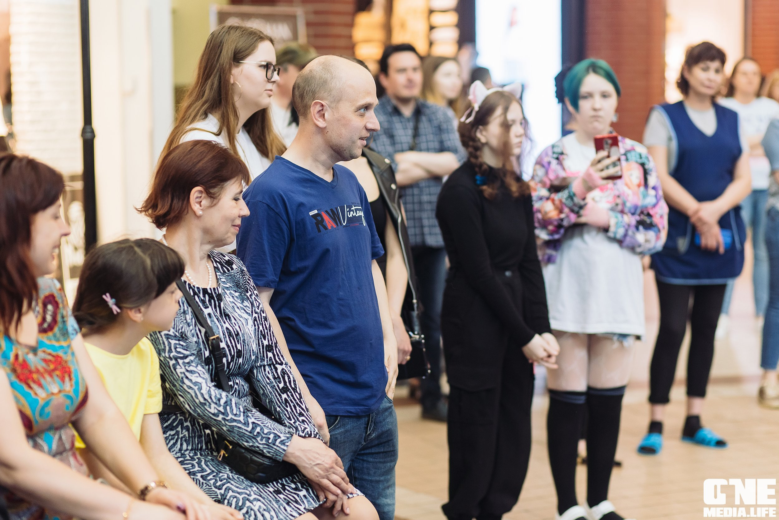 Автограф-сессия с Митей Фоминым. One Media Life: фоторепортажи, фотоотчеты с мероприятий и заведений