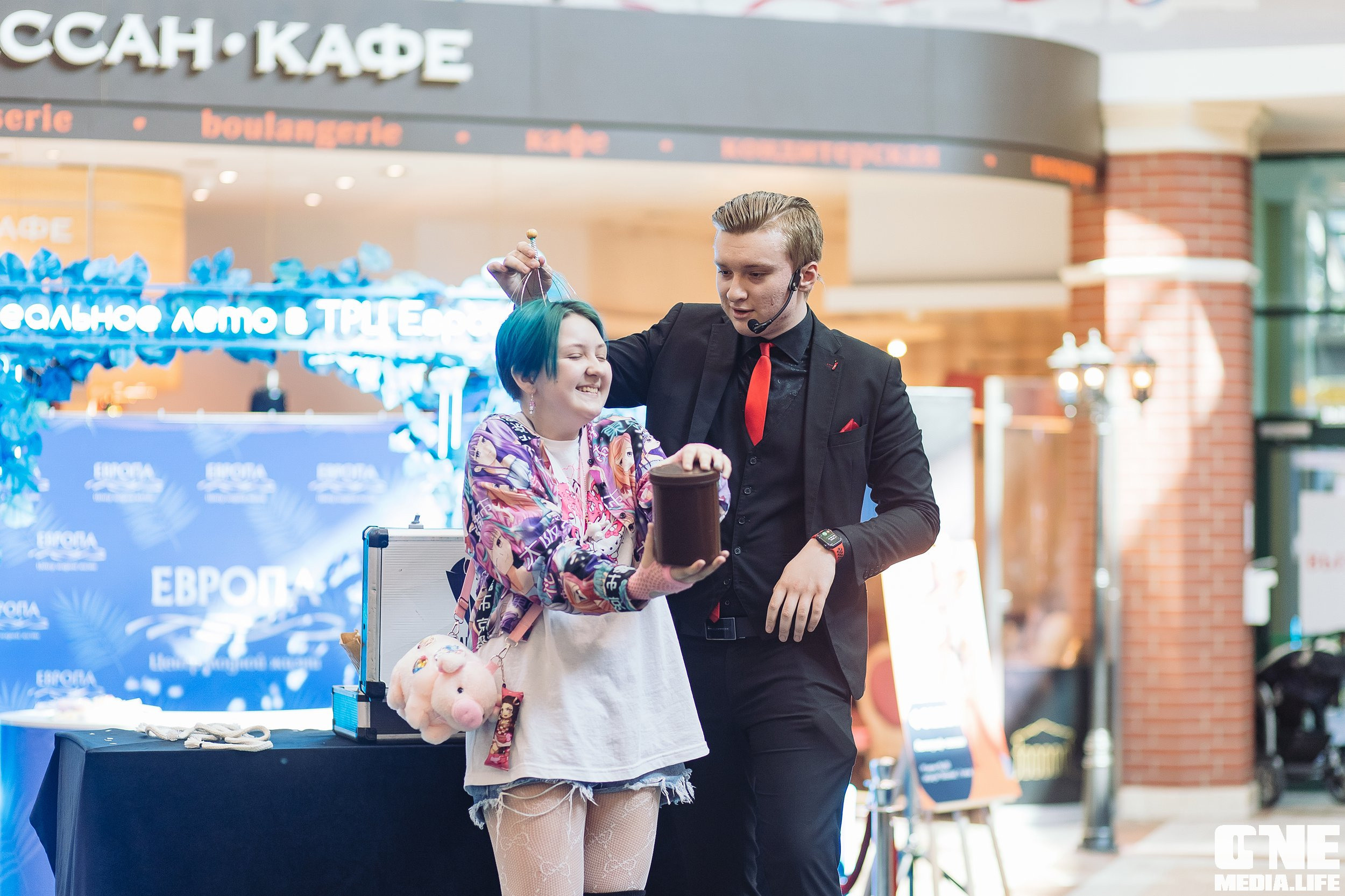 Автограф-сессия с Митей Фоминым. One Media Life: фоторепортажи, фотоотчеты с мероприятий и заведений