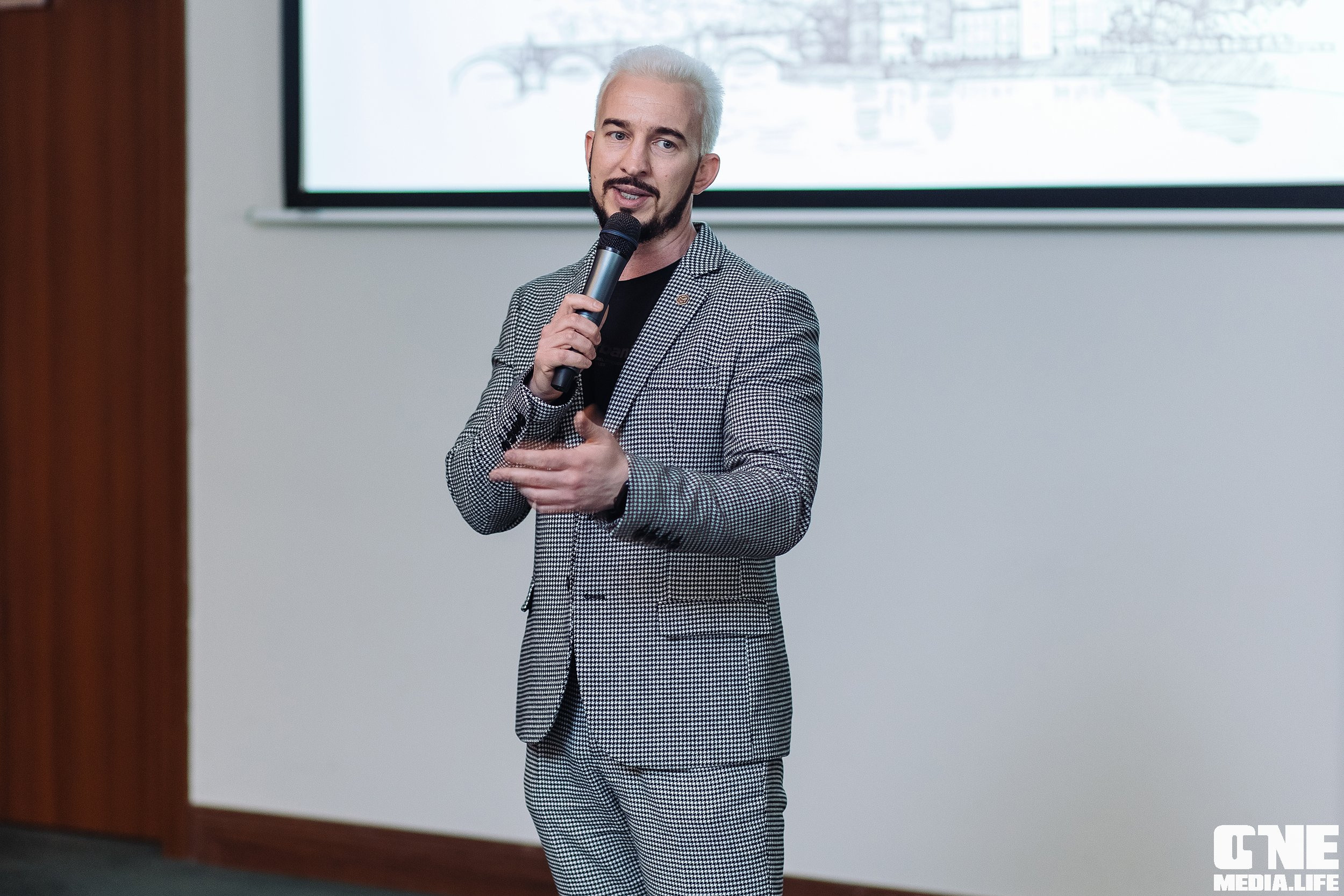 Делай! Большая конференция для риелторов. One Media Life: фоторепортажи, фотоотчеты с мероприятий и заведений