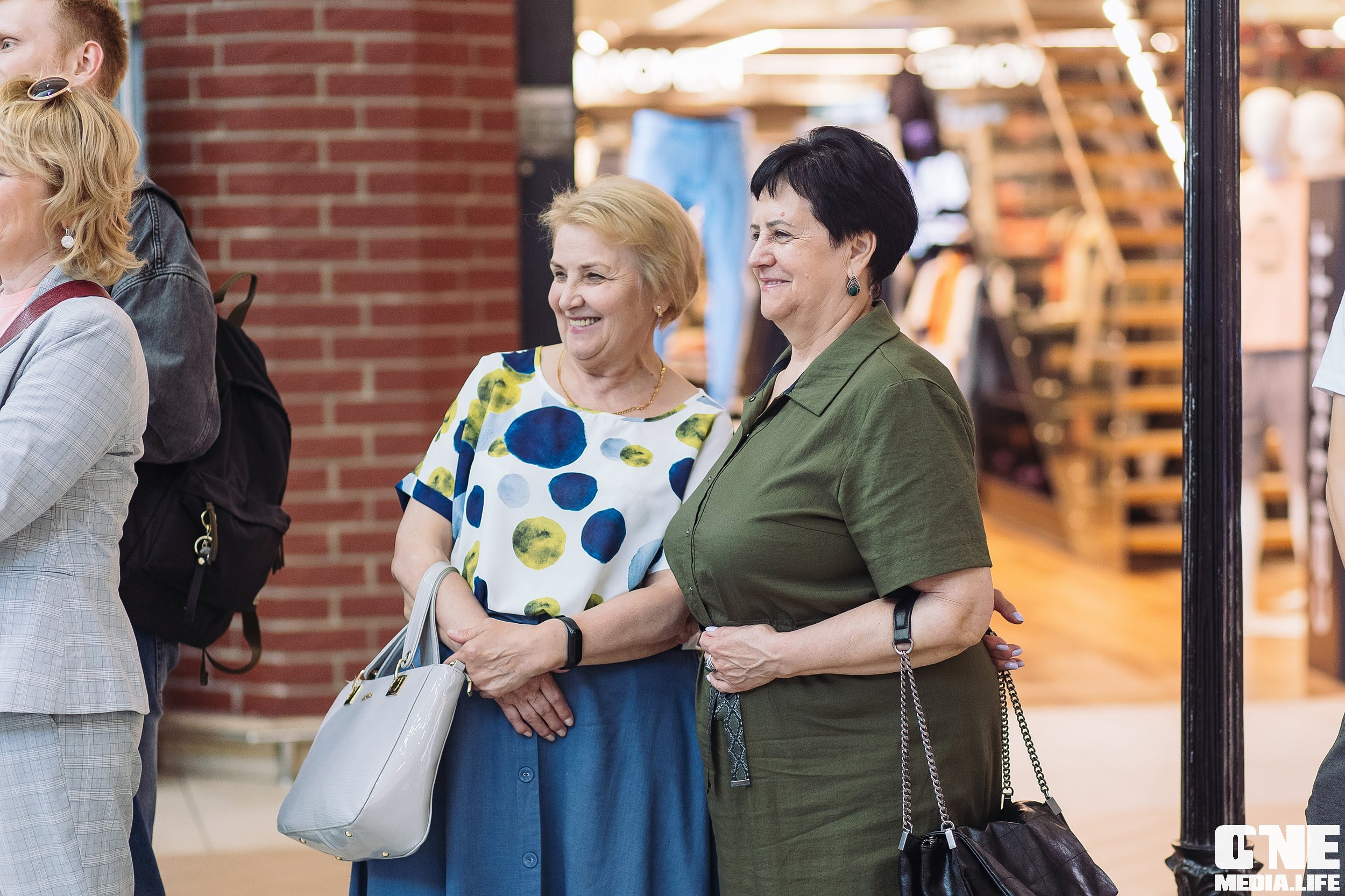 Автограф-сессия с Митей Фоминым. One Media Life: фоторепортажи, фотоотчеты с мероприятий и заведений