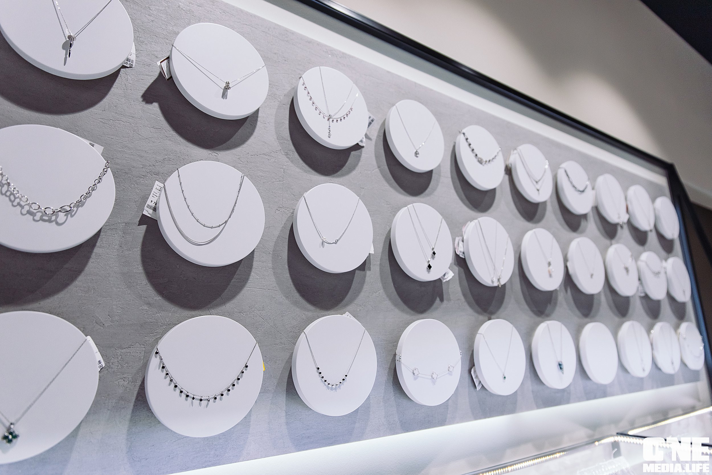 Фоторепортаж с вечеринки LORAGOLD jewelry. One Media Life: фоторепортажи, фотоотчеты с мероприятий и заведений