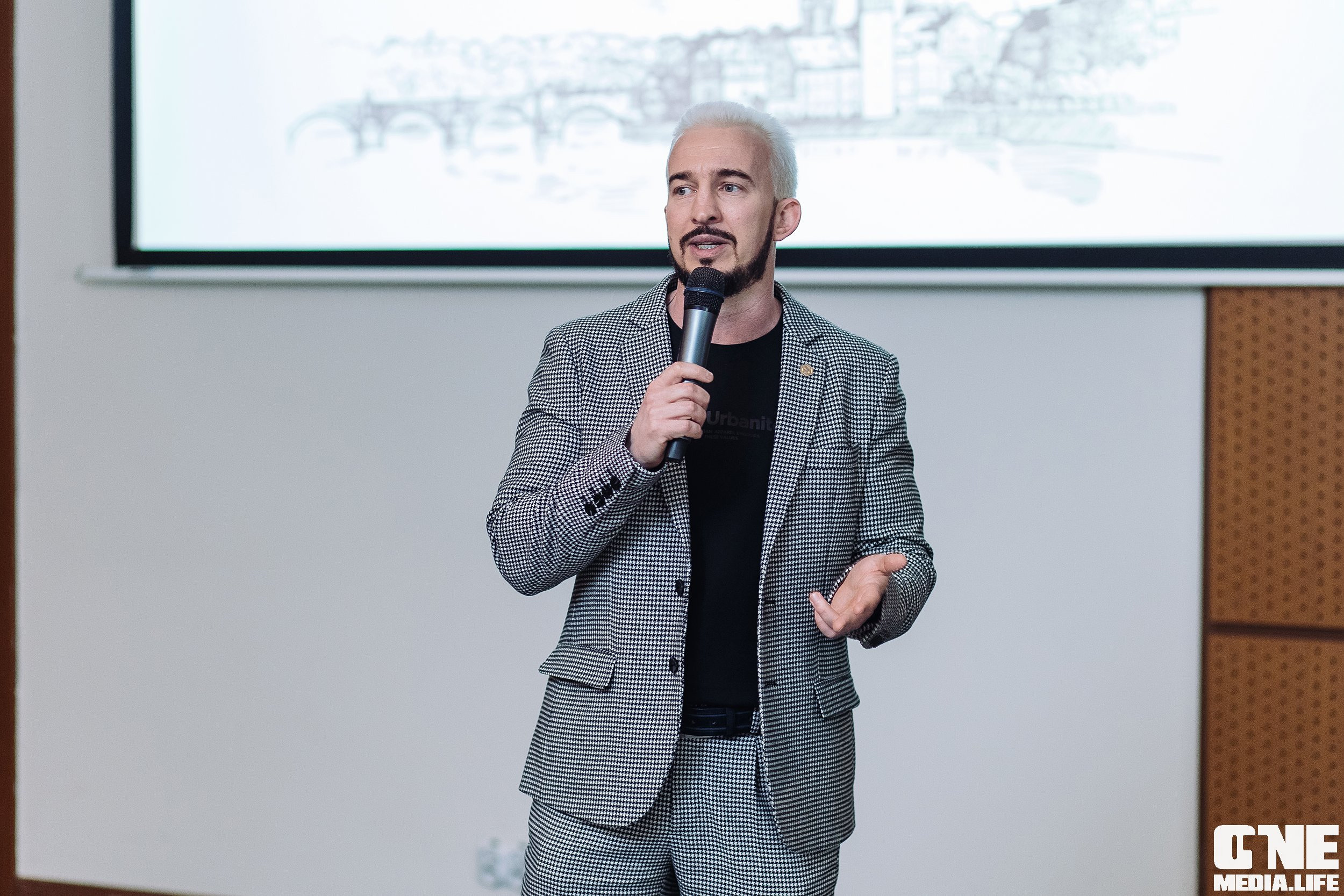 Делай! Большая конференция для риелторов. One Media Life: фоторепортажи, фотоотчеты с мероприятий и заведений