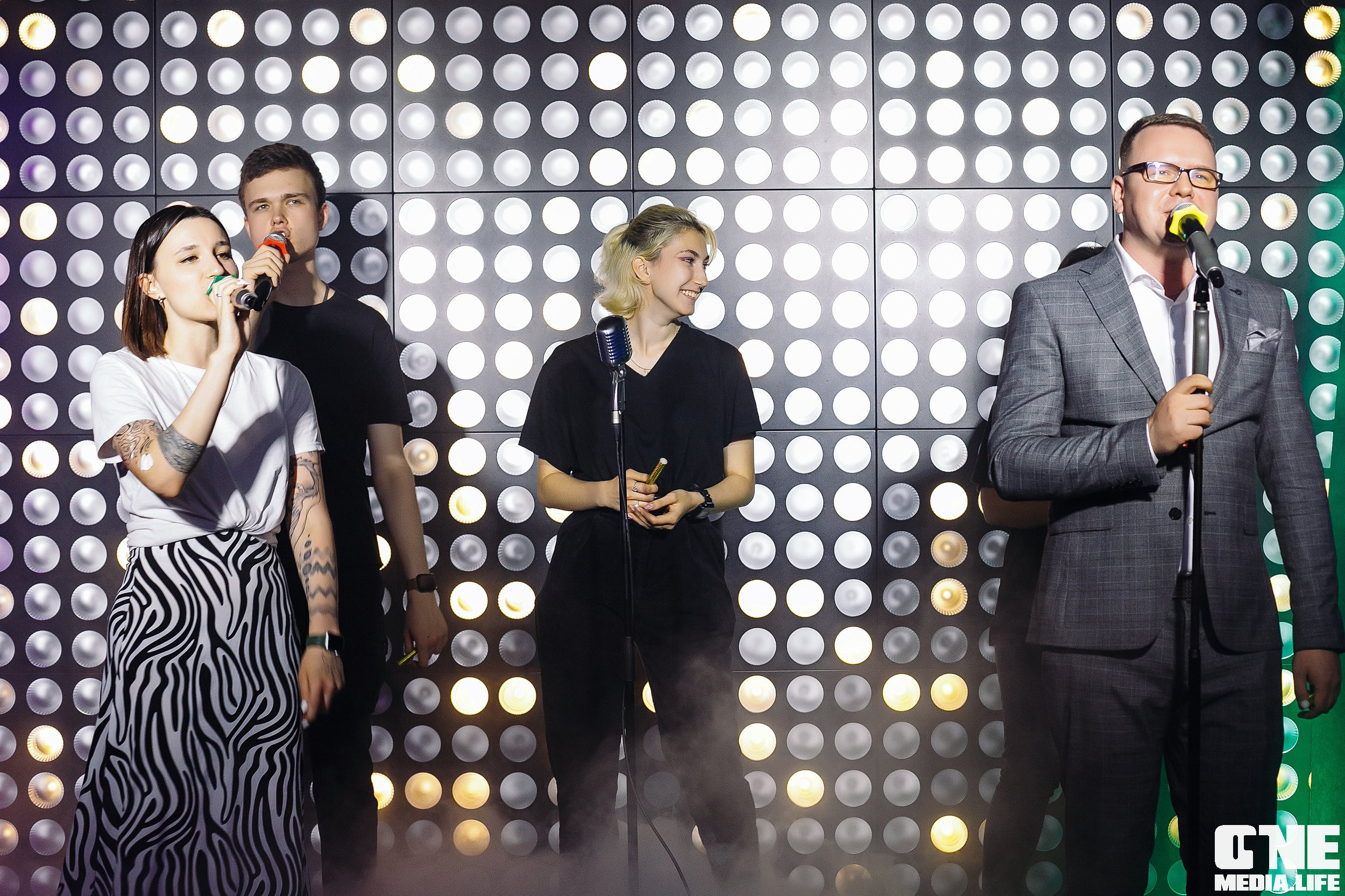 Фоторепортаж из караоке клуба Эйфория. One Media Life: фоторепортажи, фотоотчеты с мероприятий и заведений