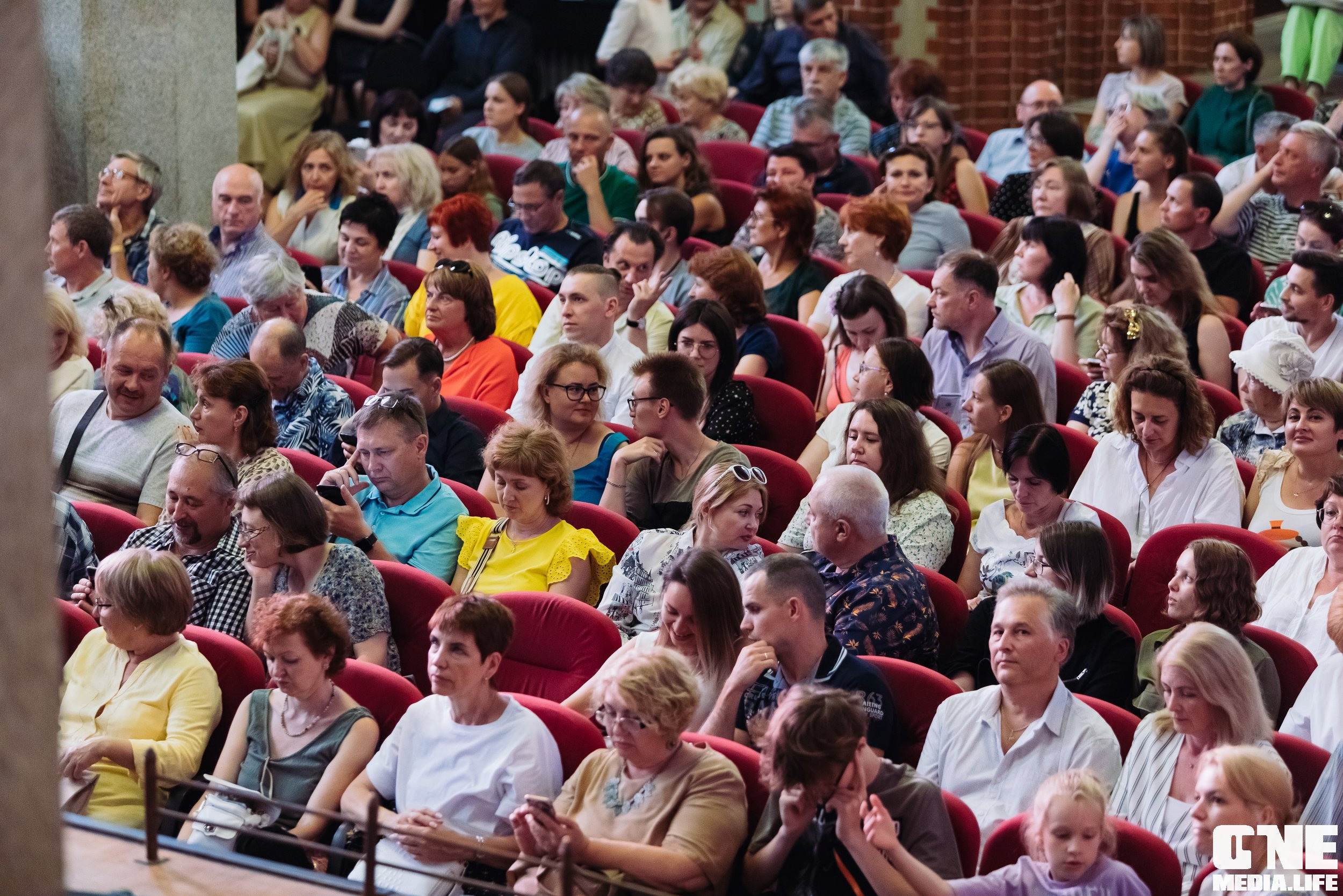 Фоторепортаж из Калининградской филармонии. One Media Life: фоторепортажи, фотоотчеты с мероприятий и заведений