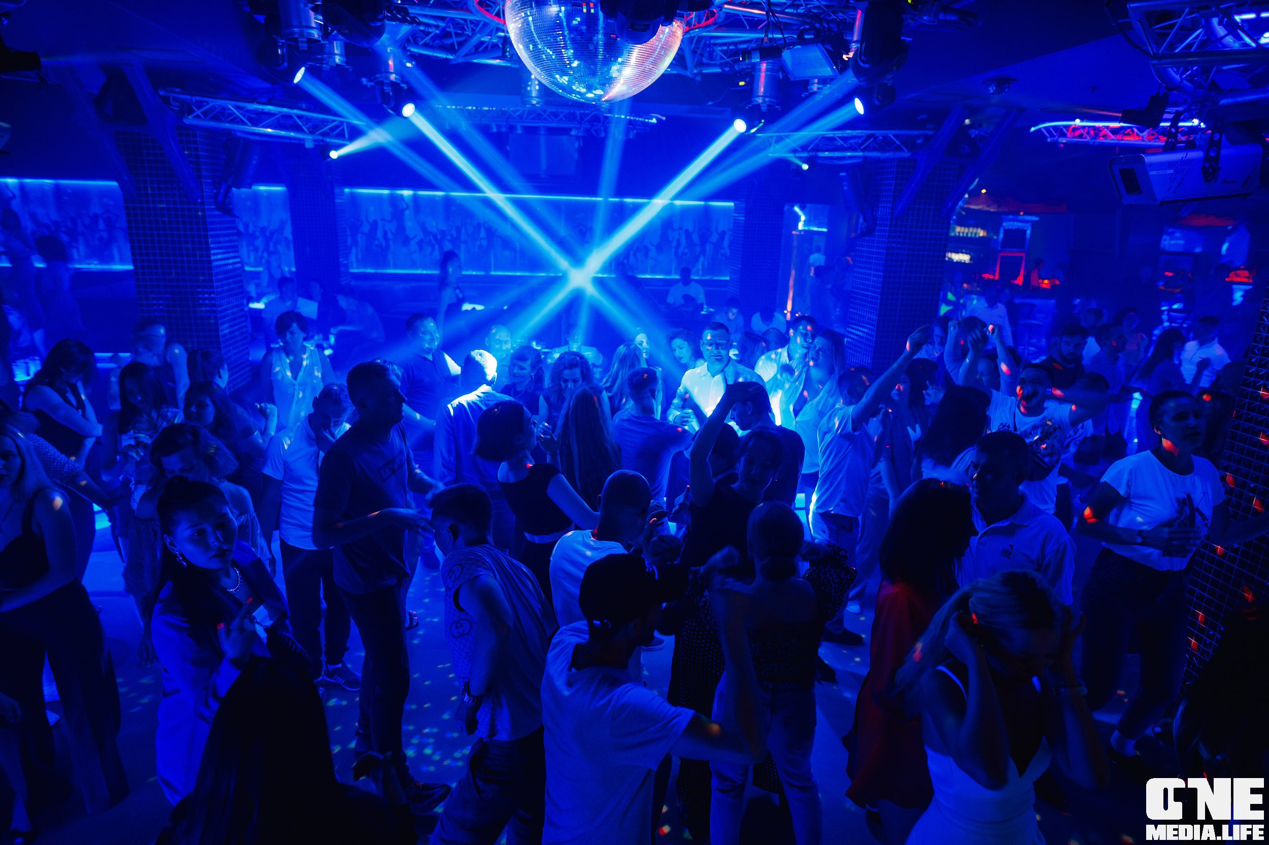 Фотоотчет из РК «Планета». One Media Life: фоторепортажи, фотоотчеты с мероприятий и заведений