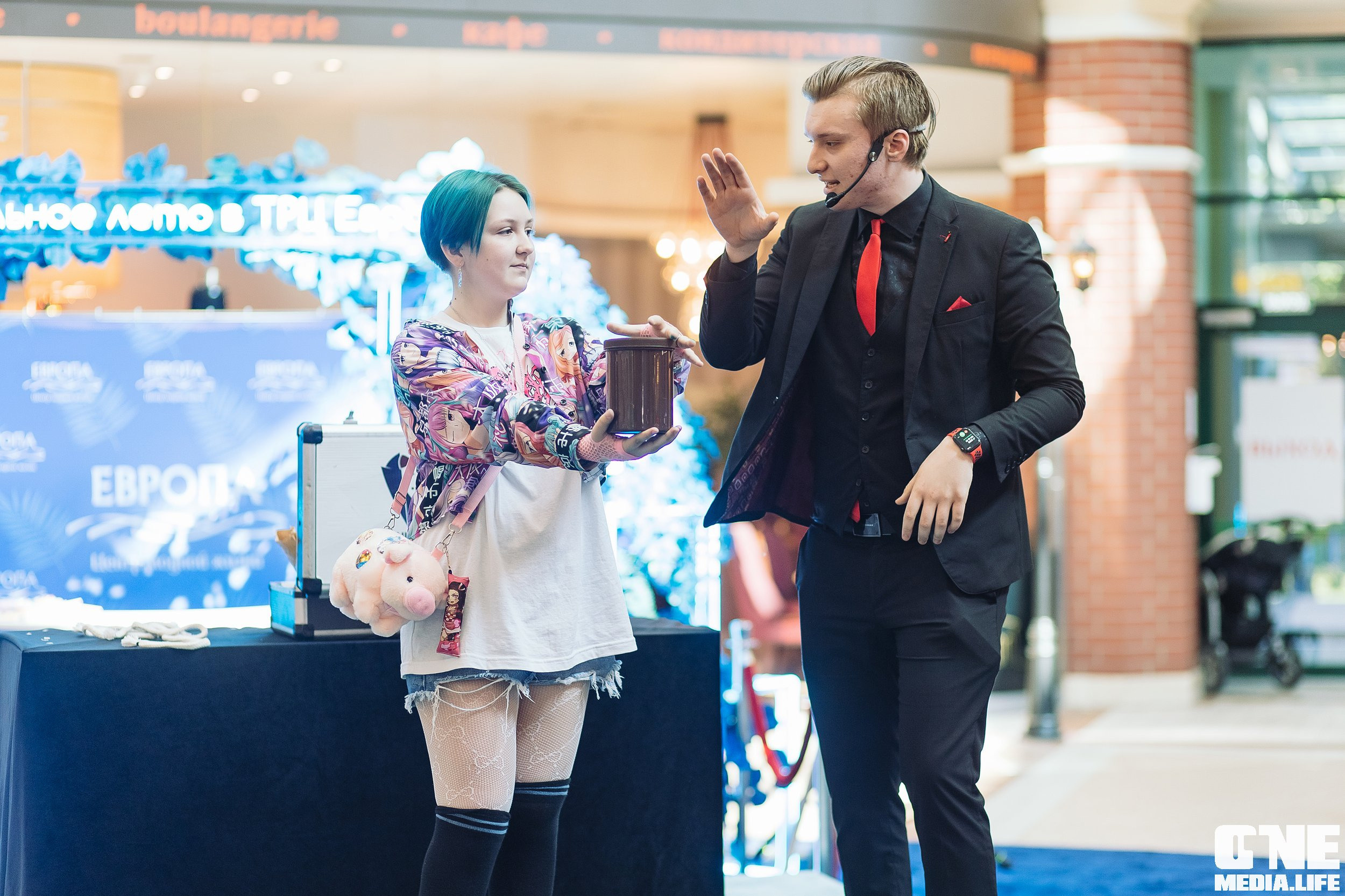 Автограф-сессия с Митей Фоминым. One Media Life: фоторепортажи, фотоотчеты с мероприятий и заведений