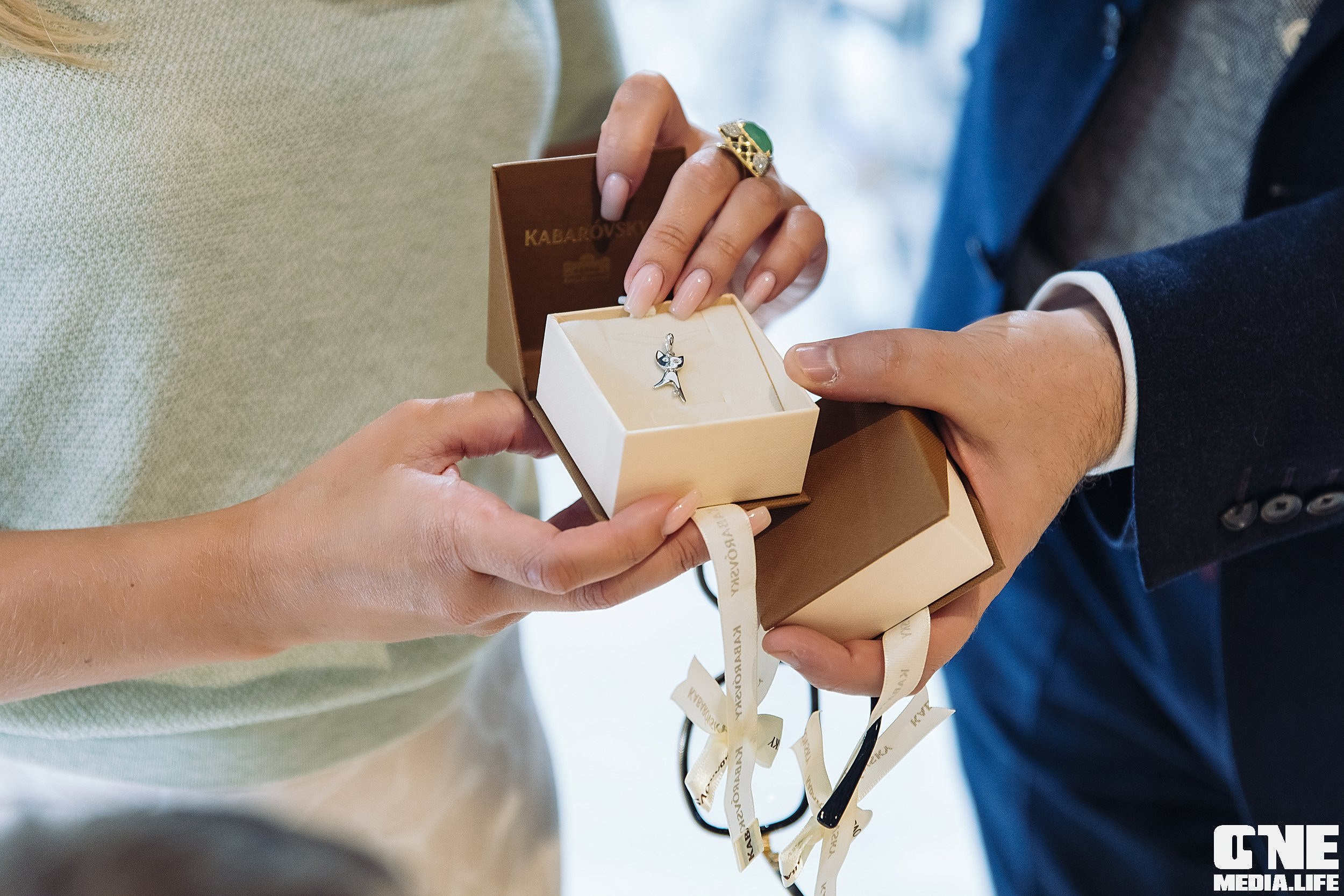 Фоторепортаж с вечеринки LORAGOLD jewelry. One Media Life: фоторепортажи, фотоотчеты с мероприятий и заведений