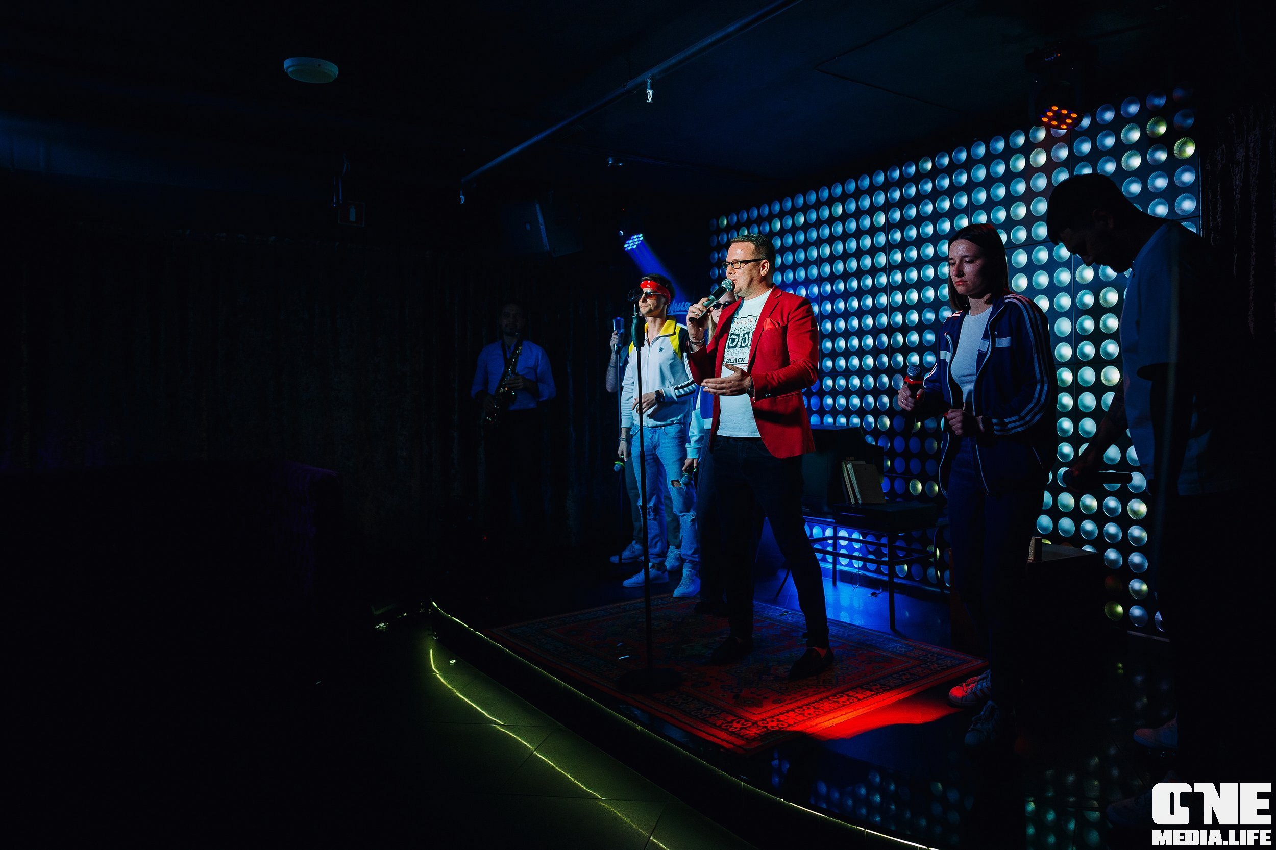 Фотоотчет из караоке-клуба Эйфория. One Media Life: фоторепортажи, фотоотчеты с мероприятий и заведений