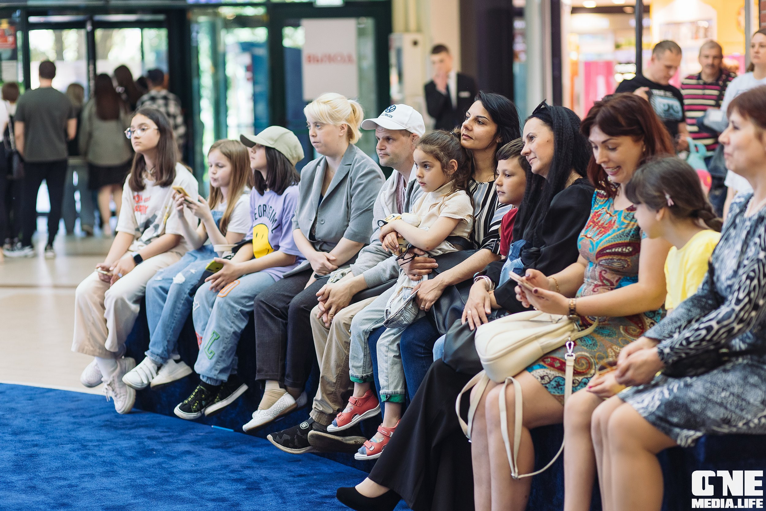 Автограф-сессия с Митей Фоминым. One Media Life: фоторепортажи, фотоотчеты с мероприятий и заведений