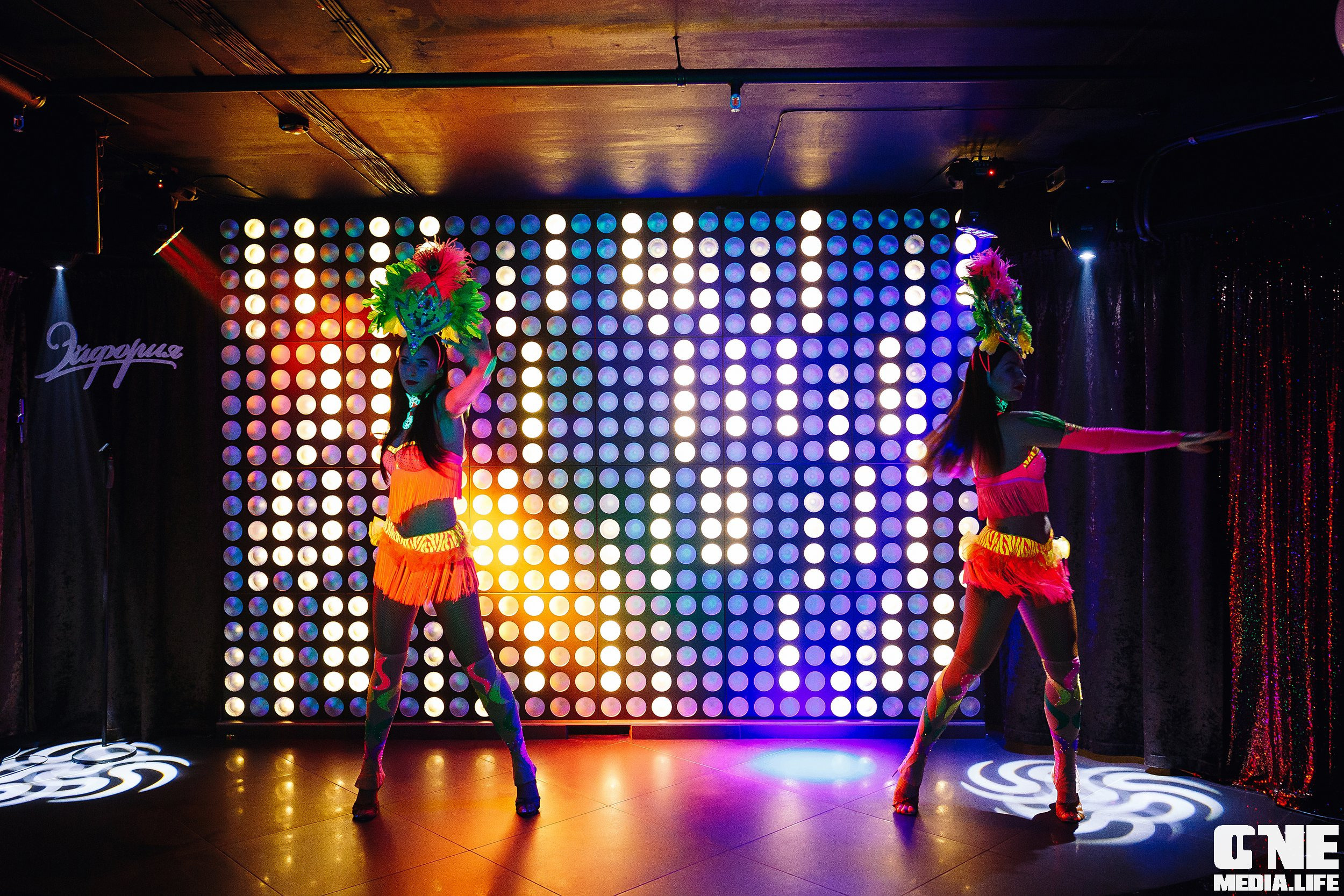 Фотоотчет из караоке клуба Эйфория. One Media Life: фоторепортажи, фотоотчеты с мероприятий и заведений