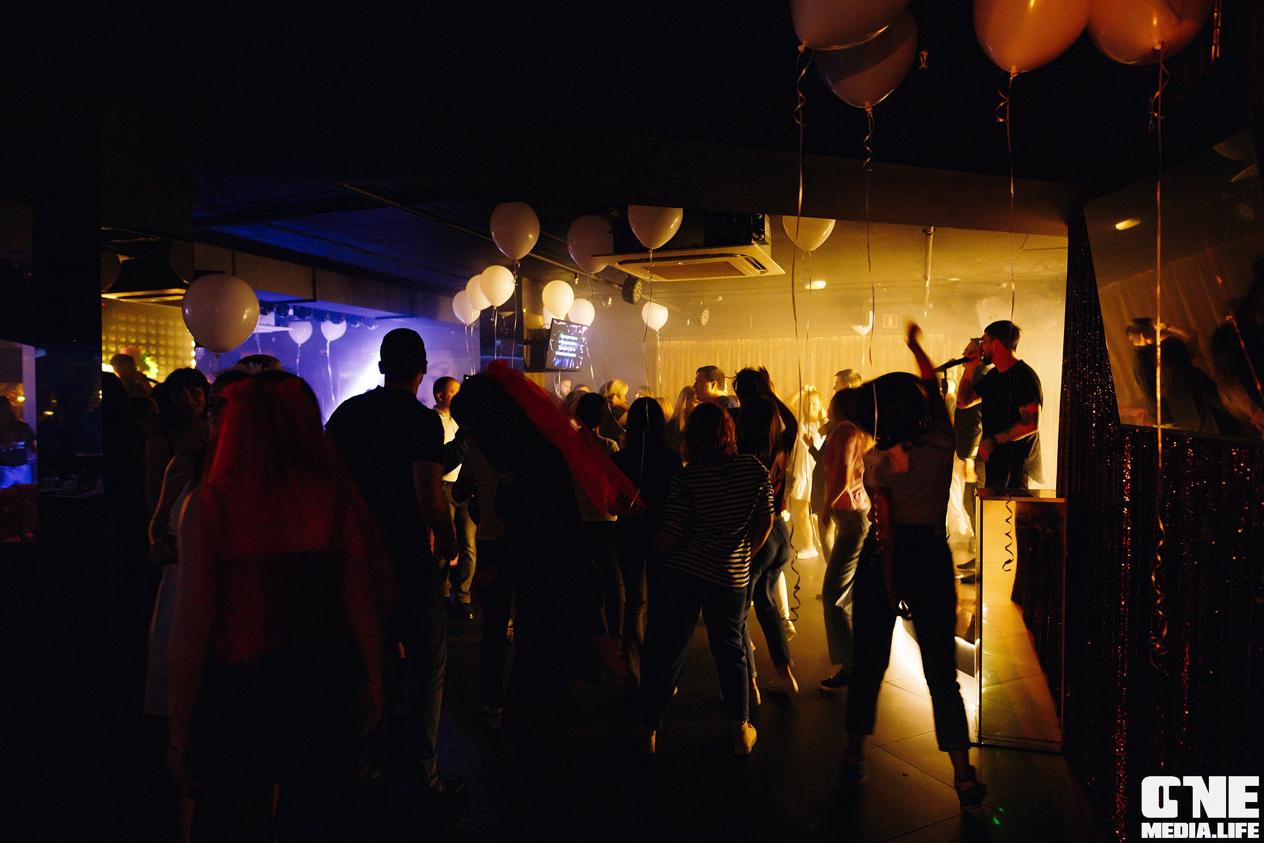 Фотоотчет из караоке клуба Эйфория. One Media Life: фоторепортажи, фотоотчеты с мероприятий и заведений
