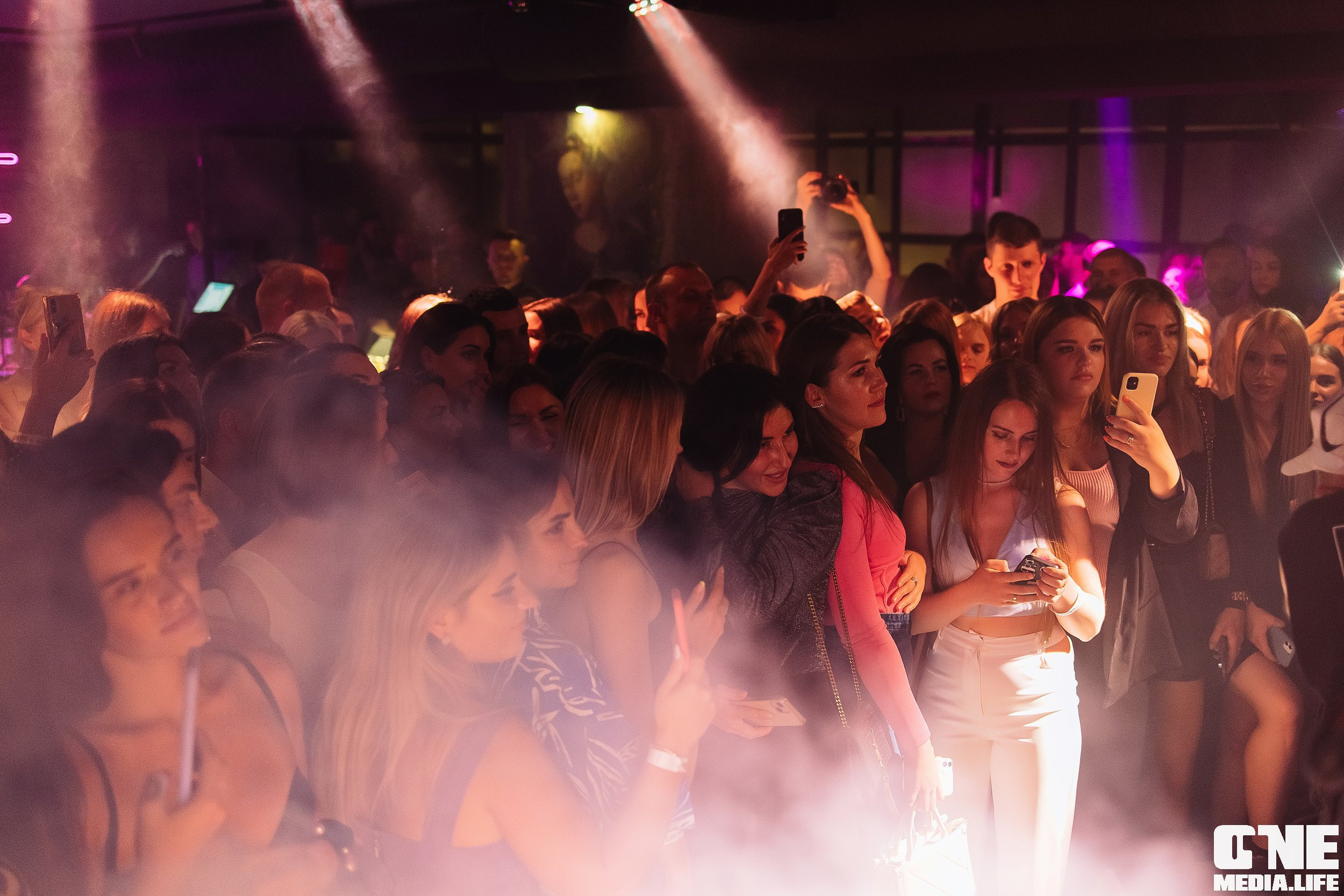 Фоторепортаж из арт-ресторана The Gallery. One Media Life: фоторепортажи, фотоотчеты с мероприятий и заведений