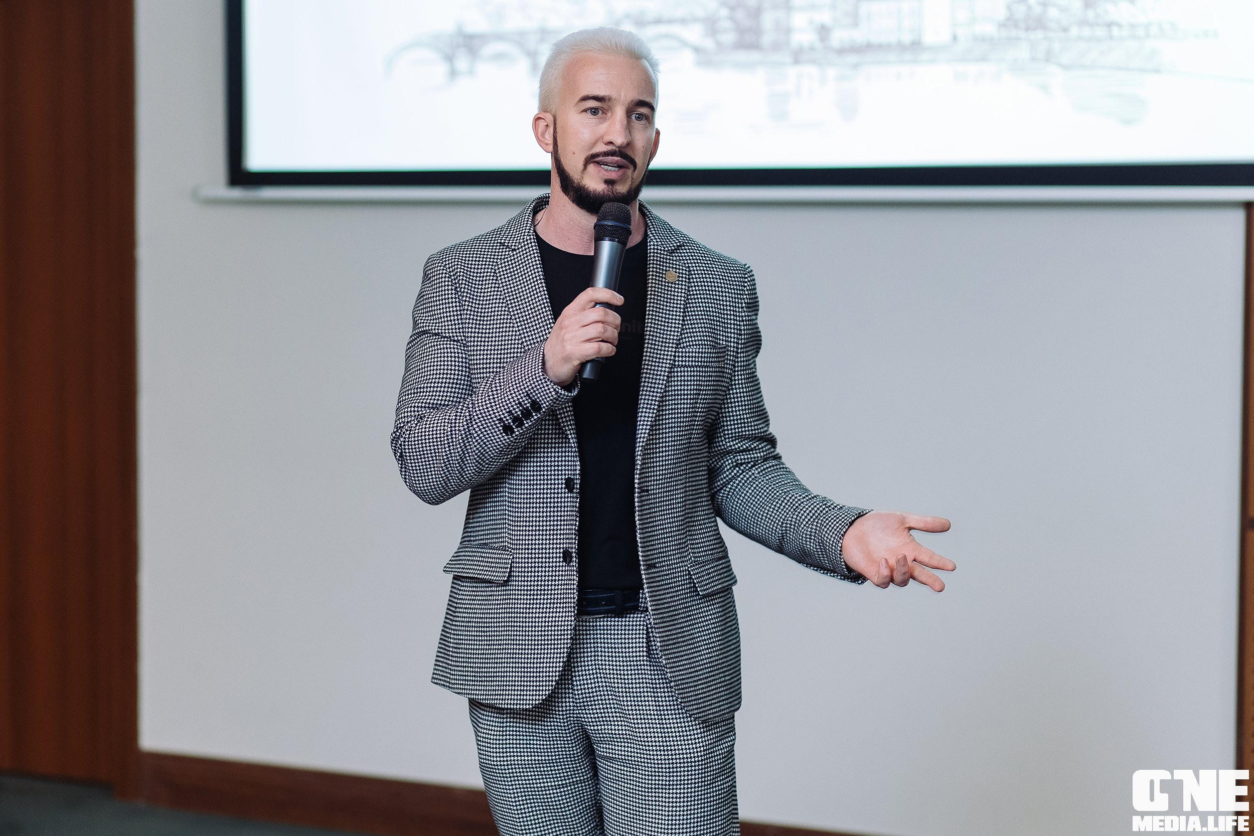 Делай! Большая конференция для риелторов. One Media Life: фоторепортажи, фотоотчеты с мероприятий и заведений