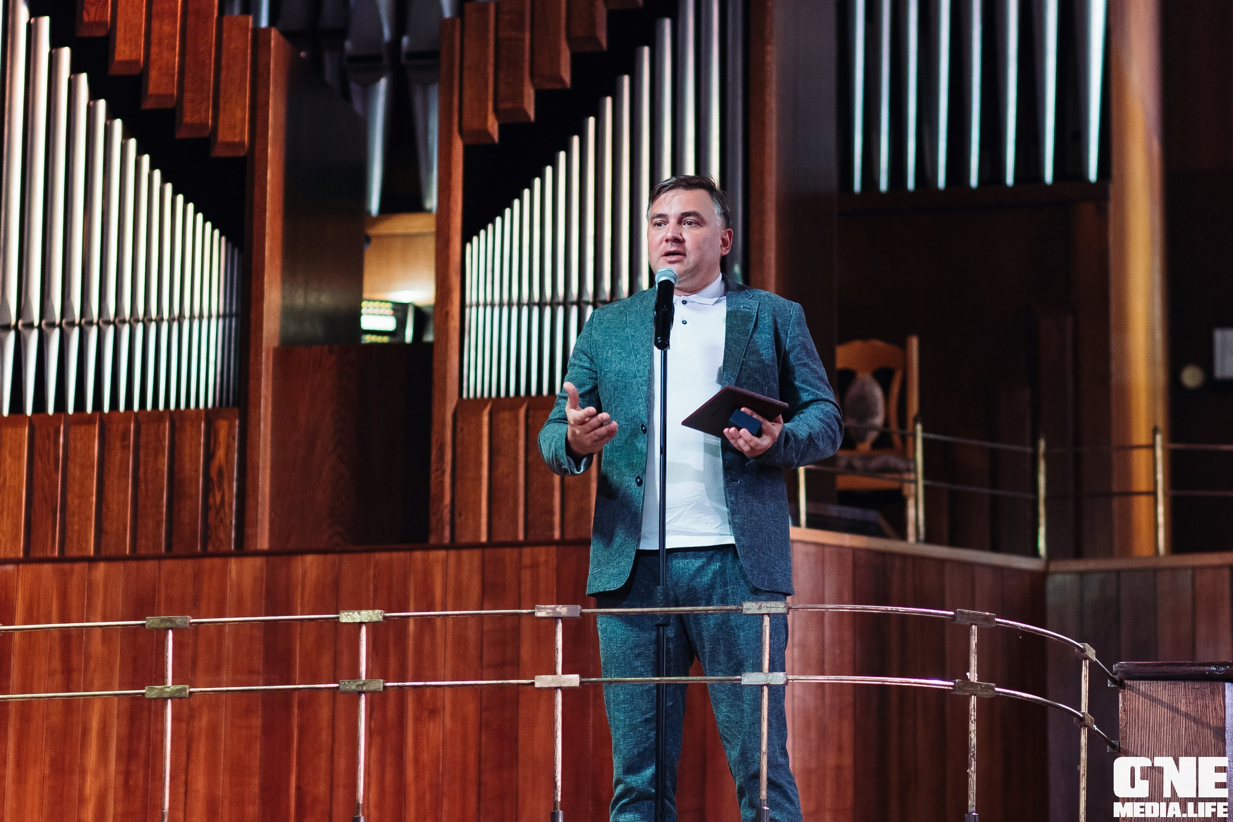 Фоторепортаж с концерта в Калининградской Филармонии. One Media Life: фоторепортажи, фотоотчеты с мероприятий и заведений