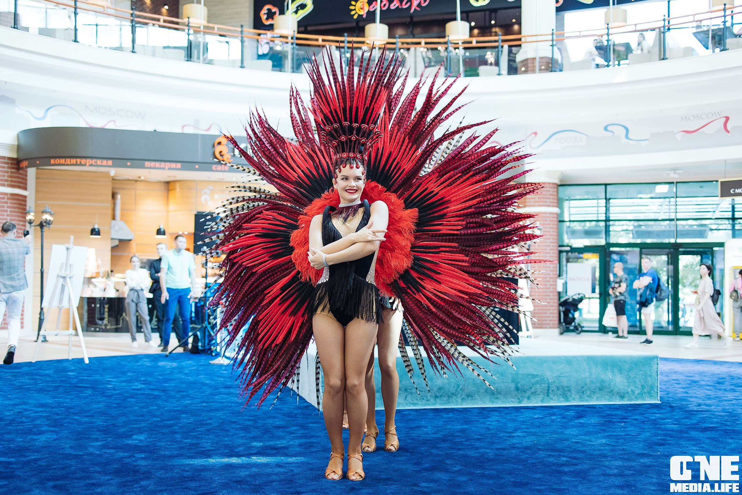 Автограф-сессия с Митей Фоминым. One Media Life: фоторепортажи, фотоотчеты с мероприятий и заведений