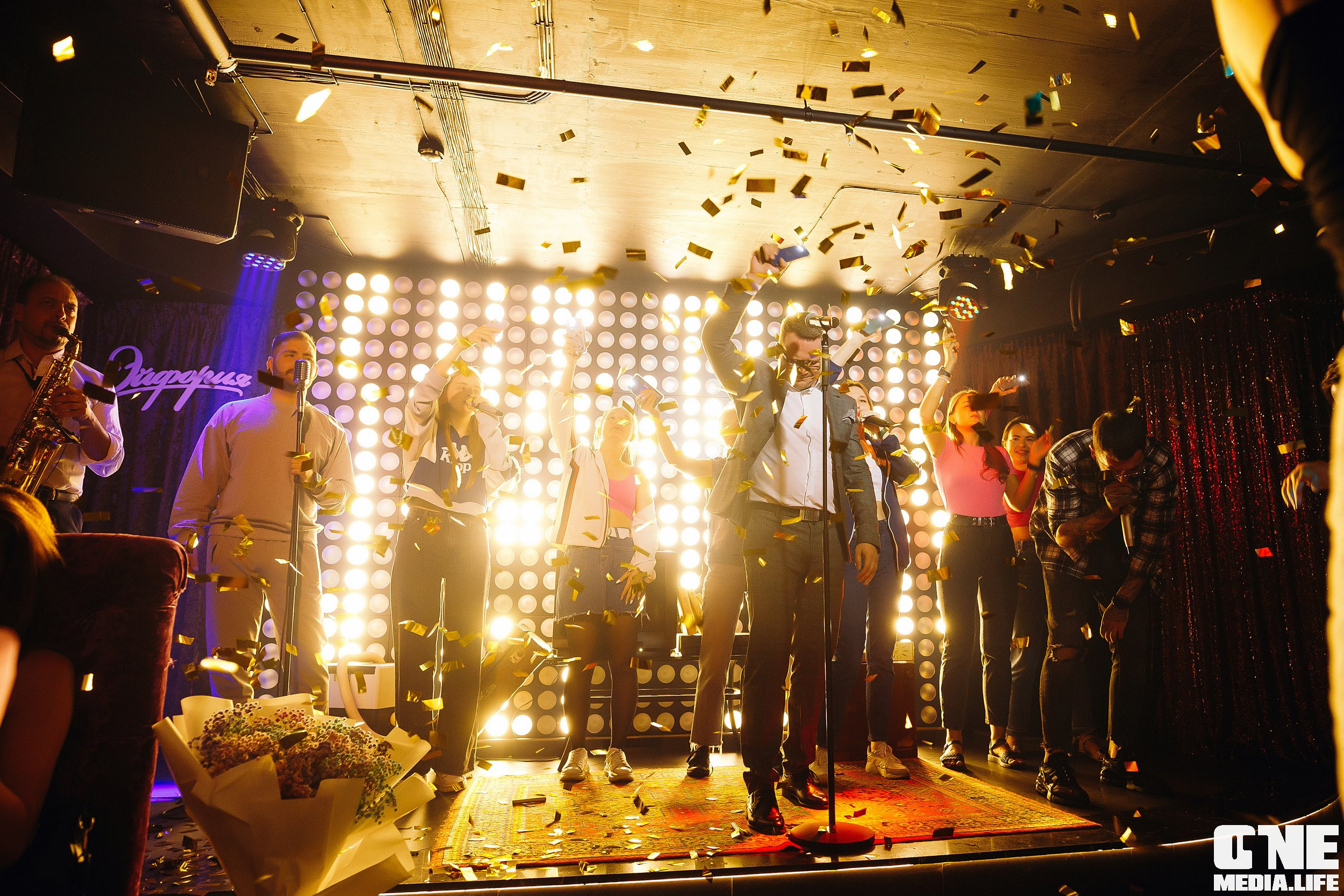 Фоторепортаж из караоке клуба Эйфория. One Media Life: фоторепортажи, фотоотчеты с мероприятий и заведений