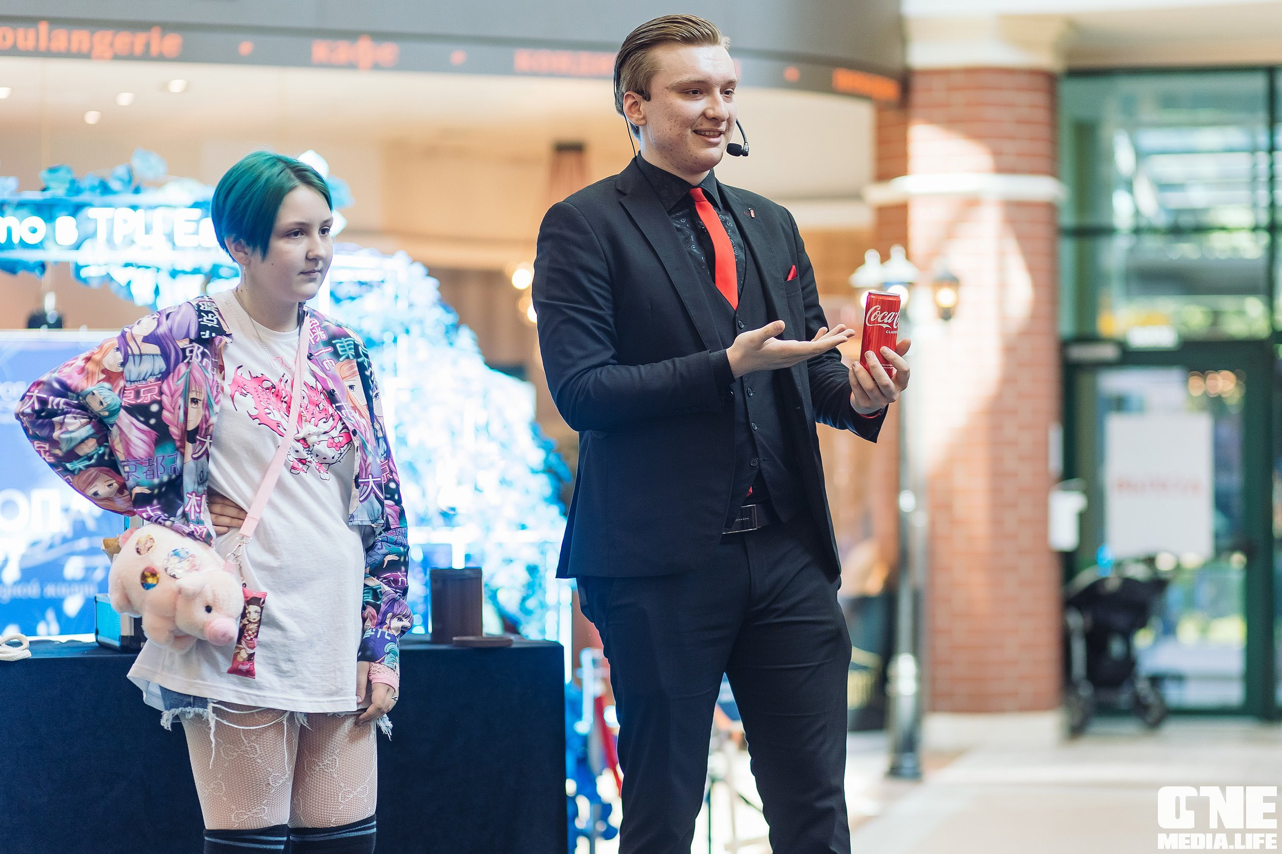 Автограф-сессия с Митей Фоминым. One Media Life: фоторепортажи, фотоотчеты с мероприятий и заведений