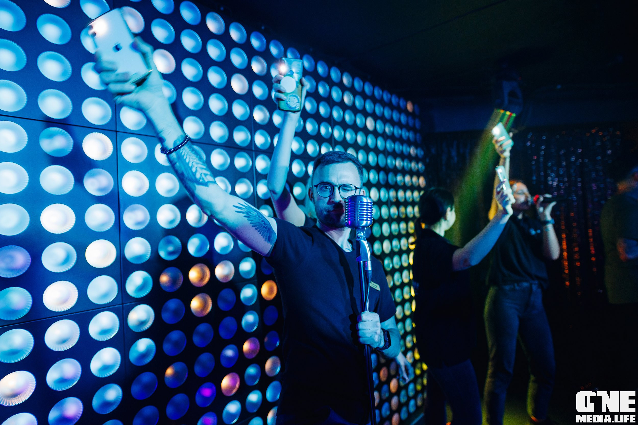 Фоторепортаж из караоке клуба Эйфория. One Media Life: фоторепортажи, фотоотчеты с мероприятий и заведений